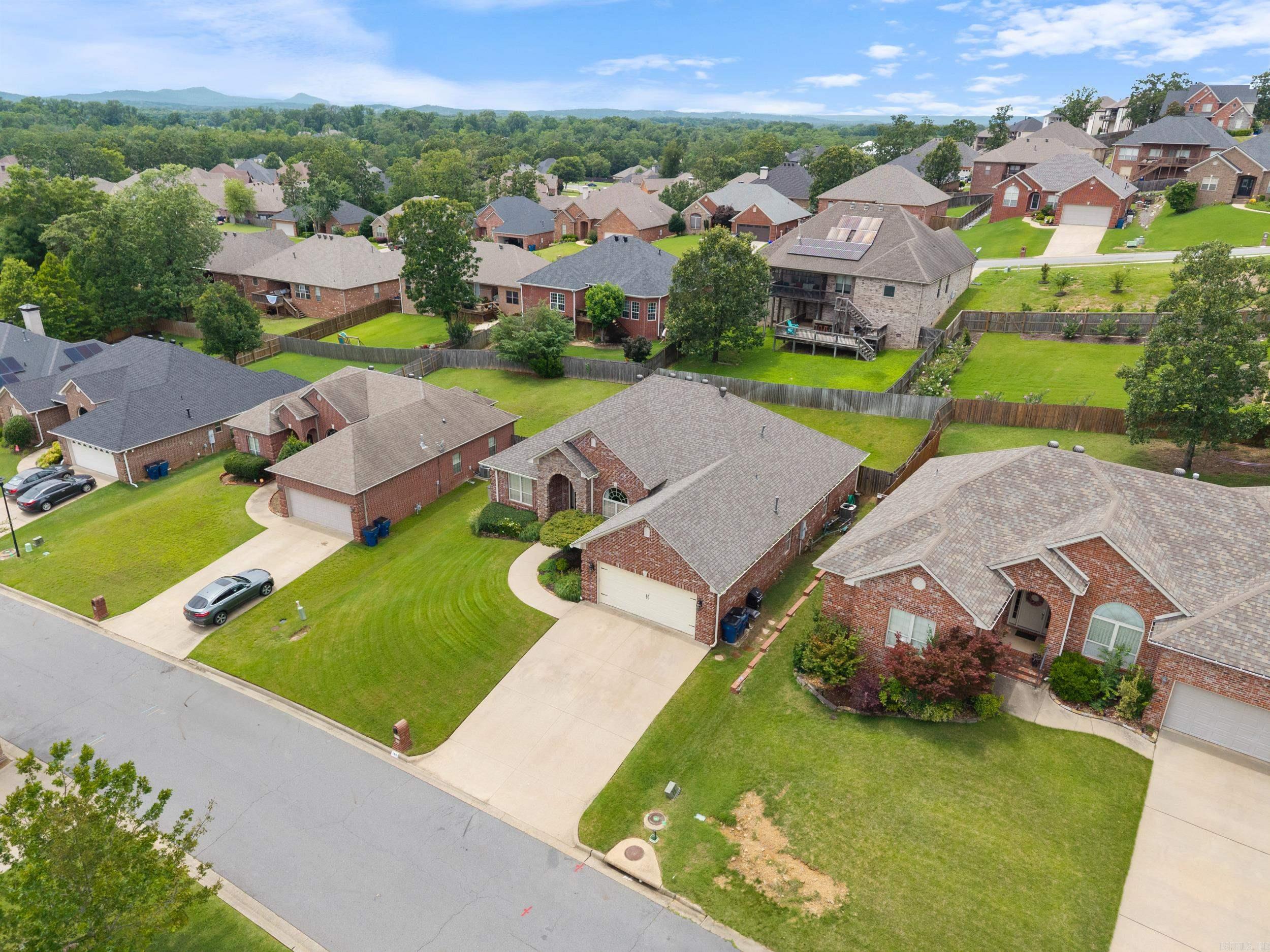 144 Summit Valley  Maumelle, AR