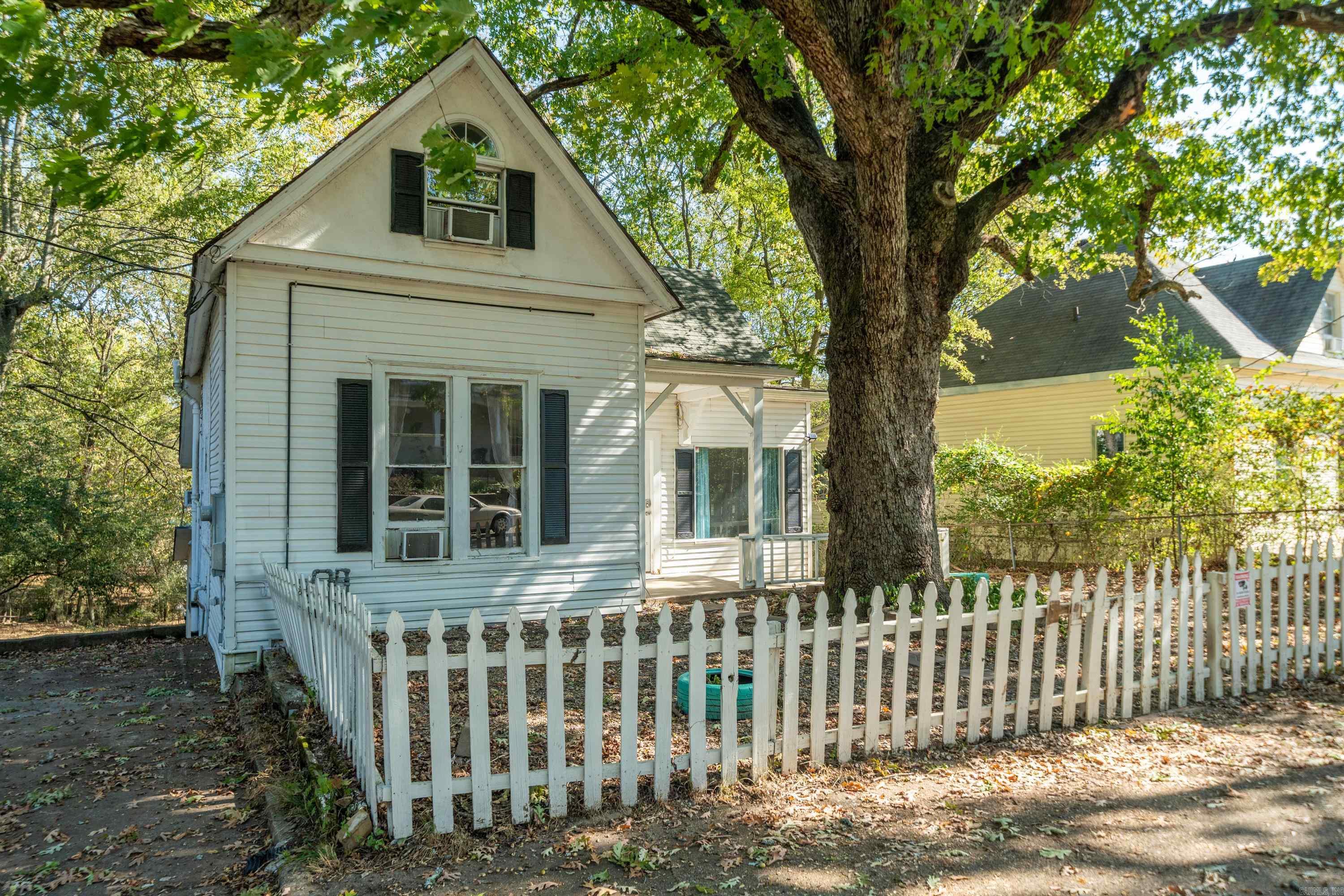 216 Elizabeth  Hot Springs, AR