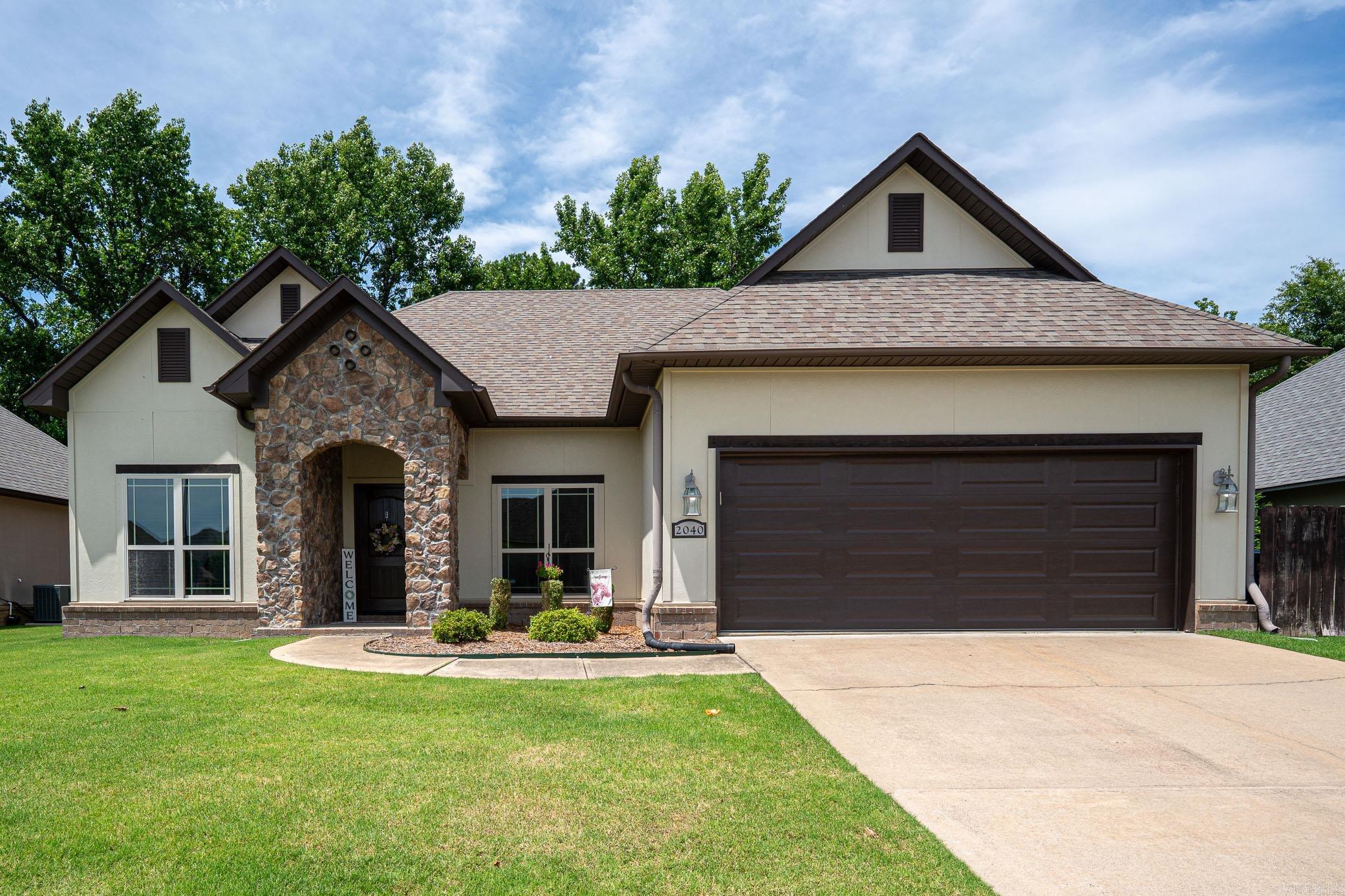 2040 Massee  Conway, AR