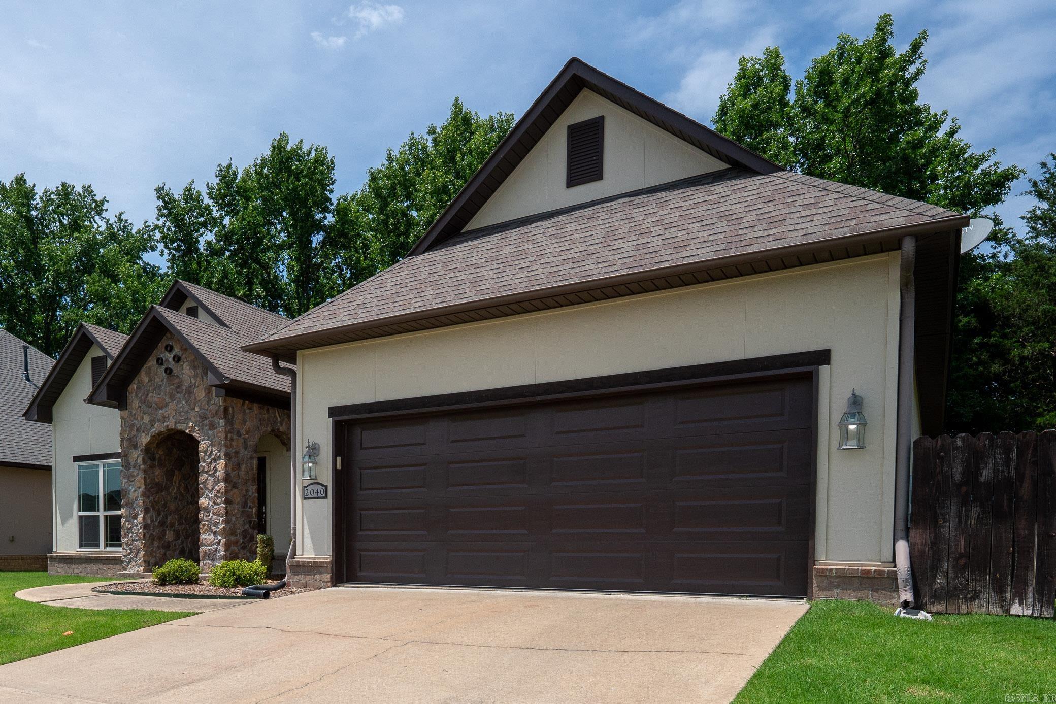2040 Massee  Conway, AR
