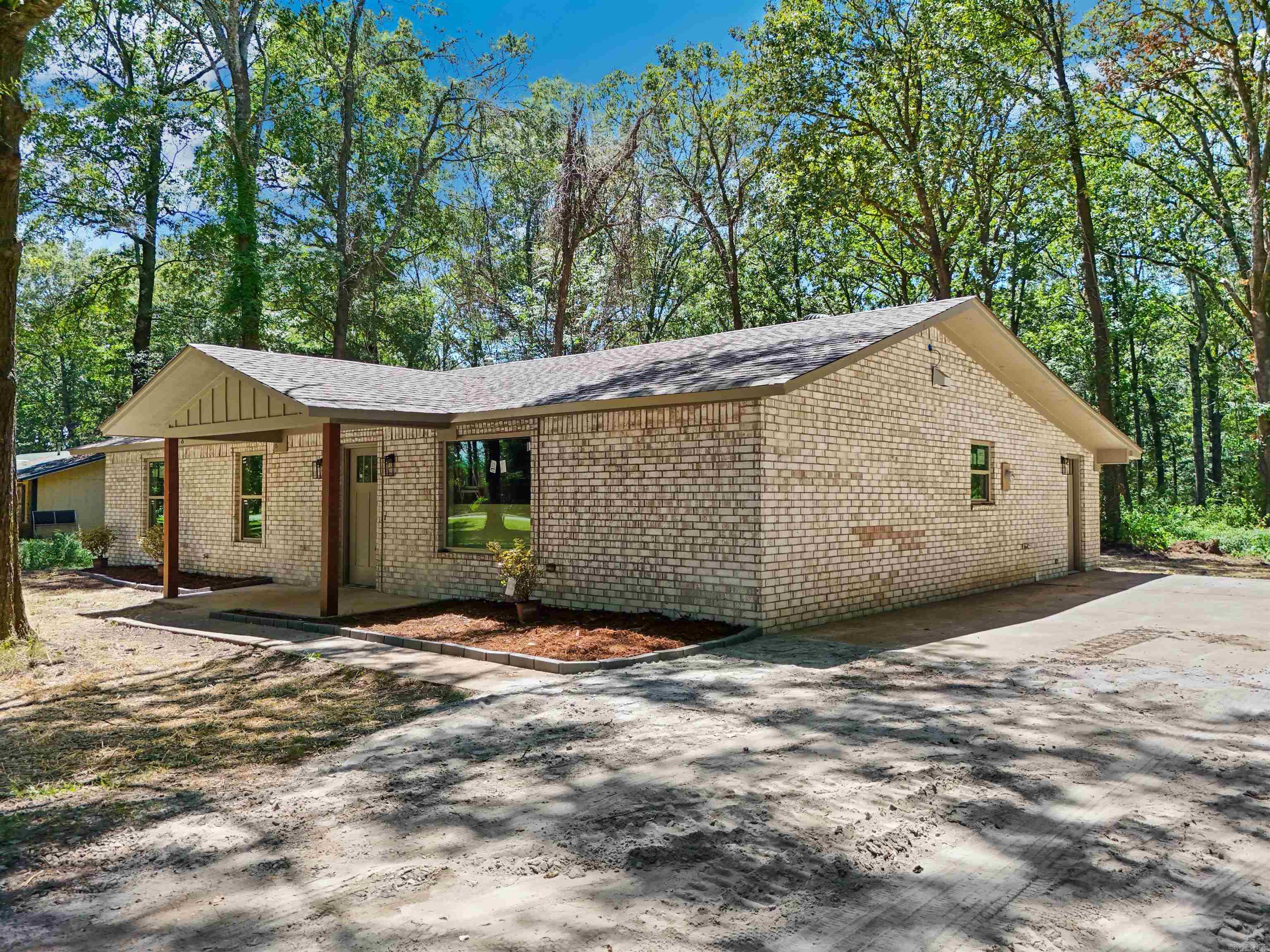 7 Palmer Drive Conway, AR 72032
