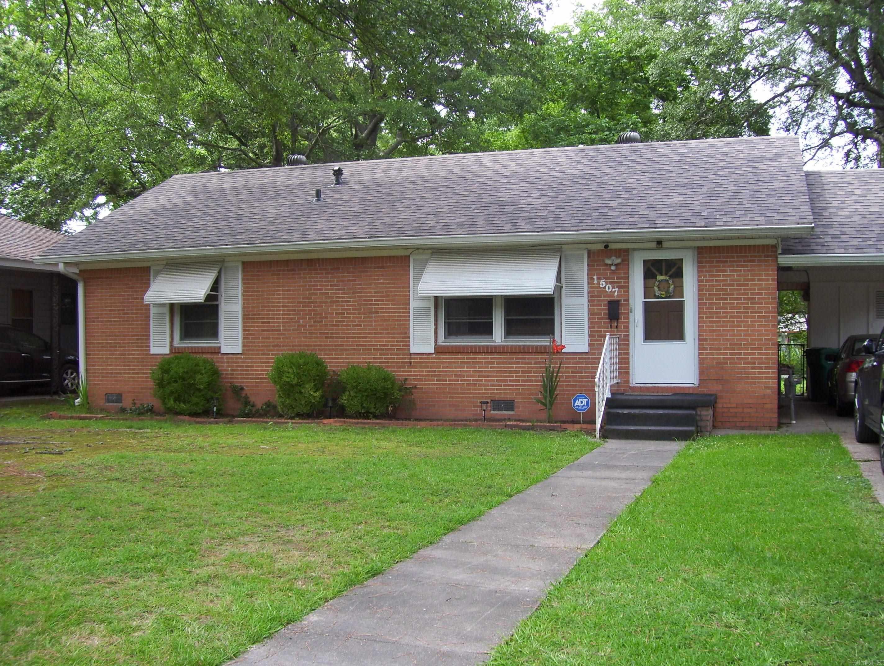 1507 W 24th  Pine Bluff, AR