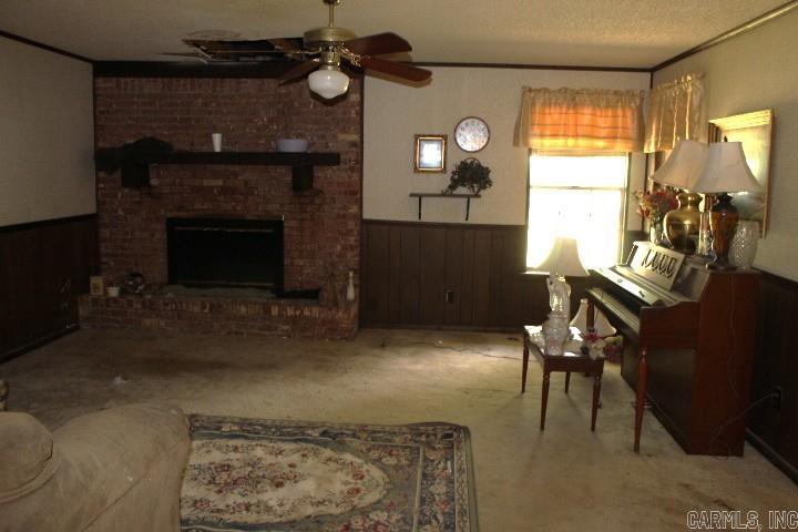 22213 N Springlake  Hensley, AR
