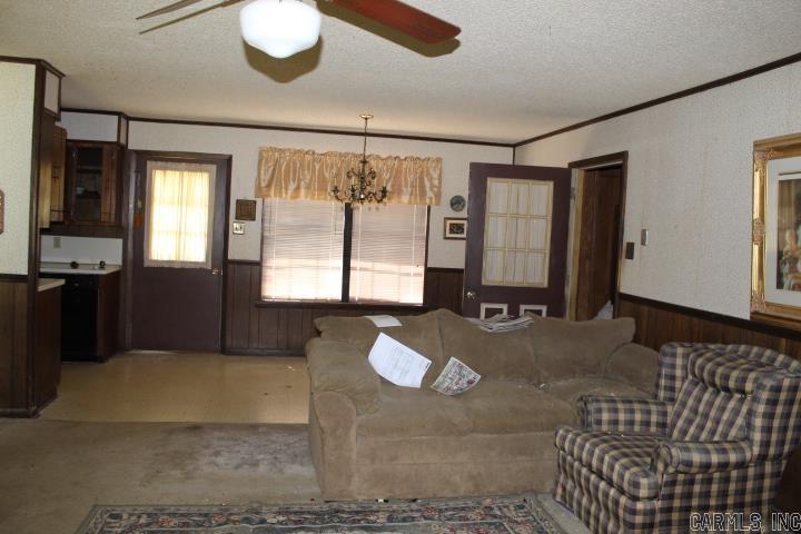22213 N Springlake  Hensley, AR