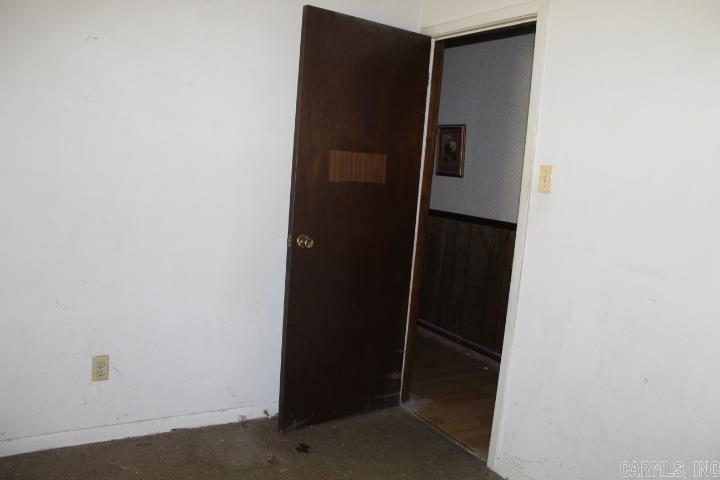 22213 N Springlake  Hensley, AR