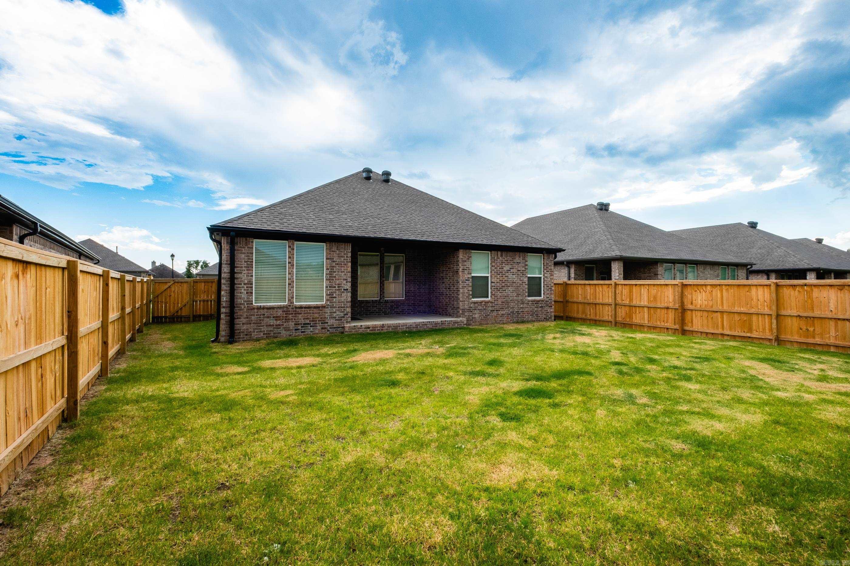 110 Mikah Drive Maumelle, AR 72113