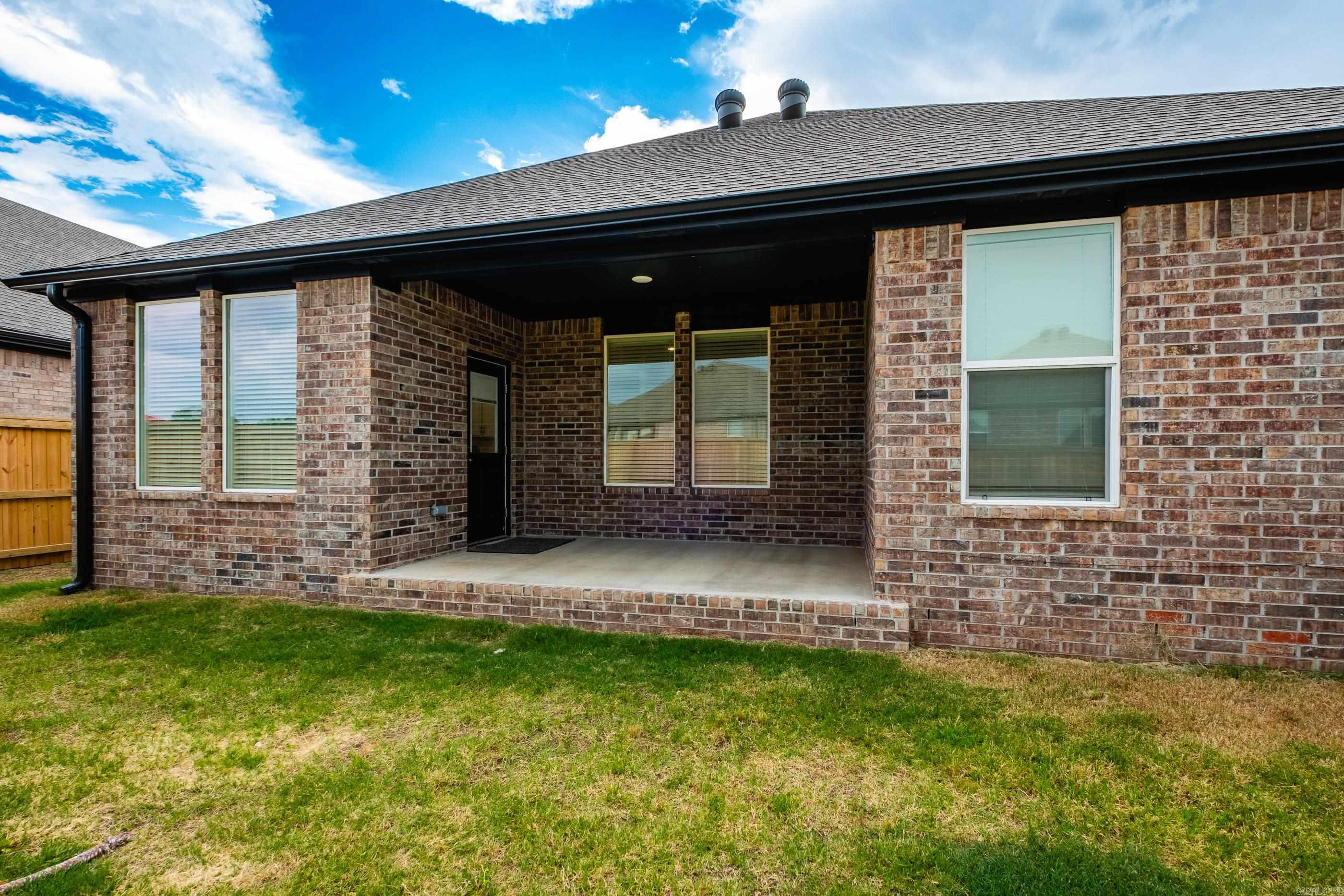 110 Mikah Drive Maumelle, AR 72113