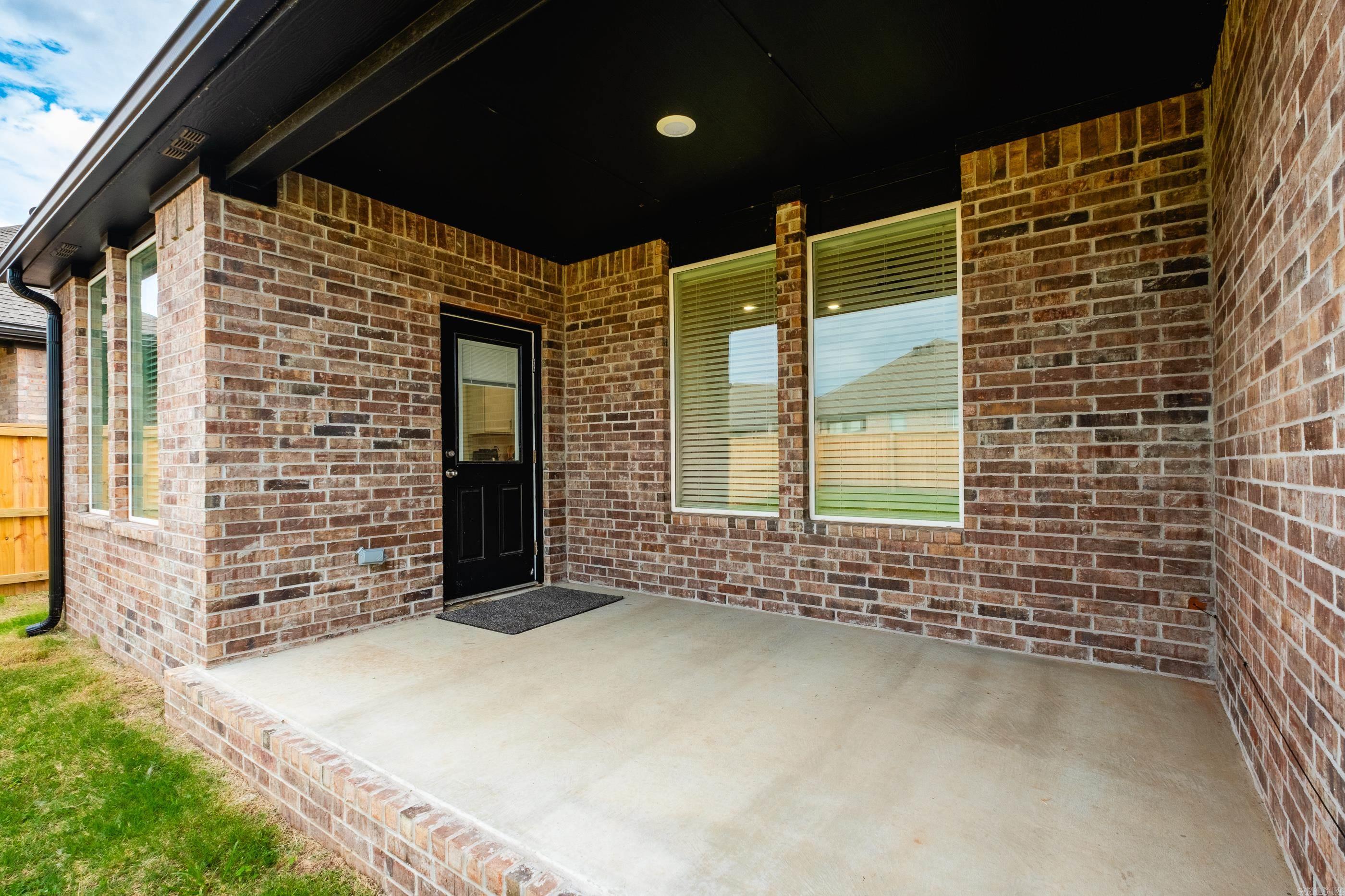 110 Mikah Drive Maumelle, AR 72113