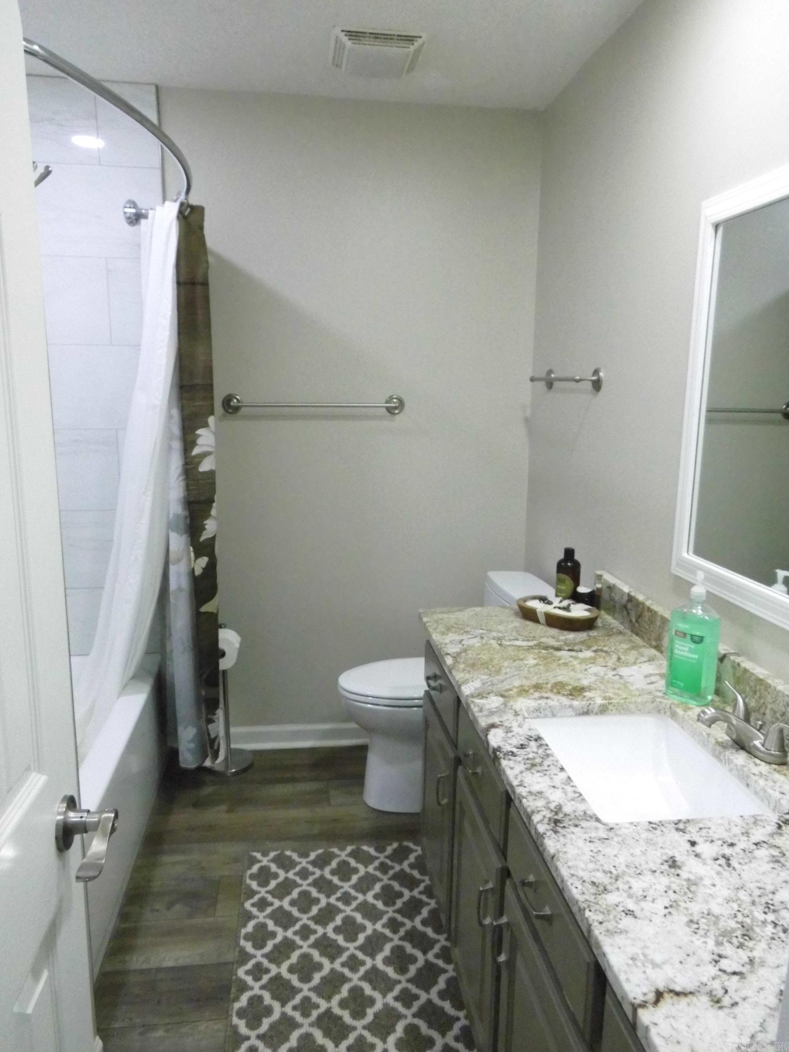 2822 E Woodson Lateral  Hensley, AR