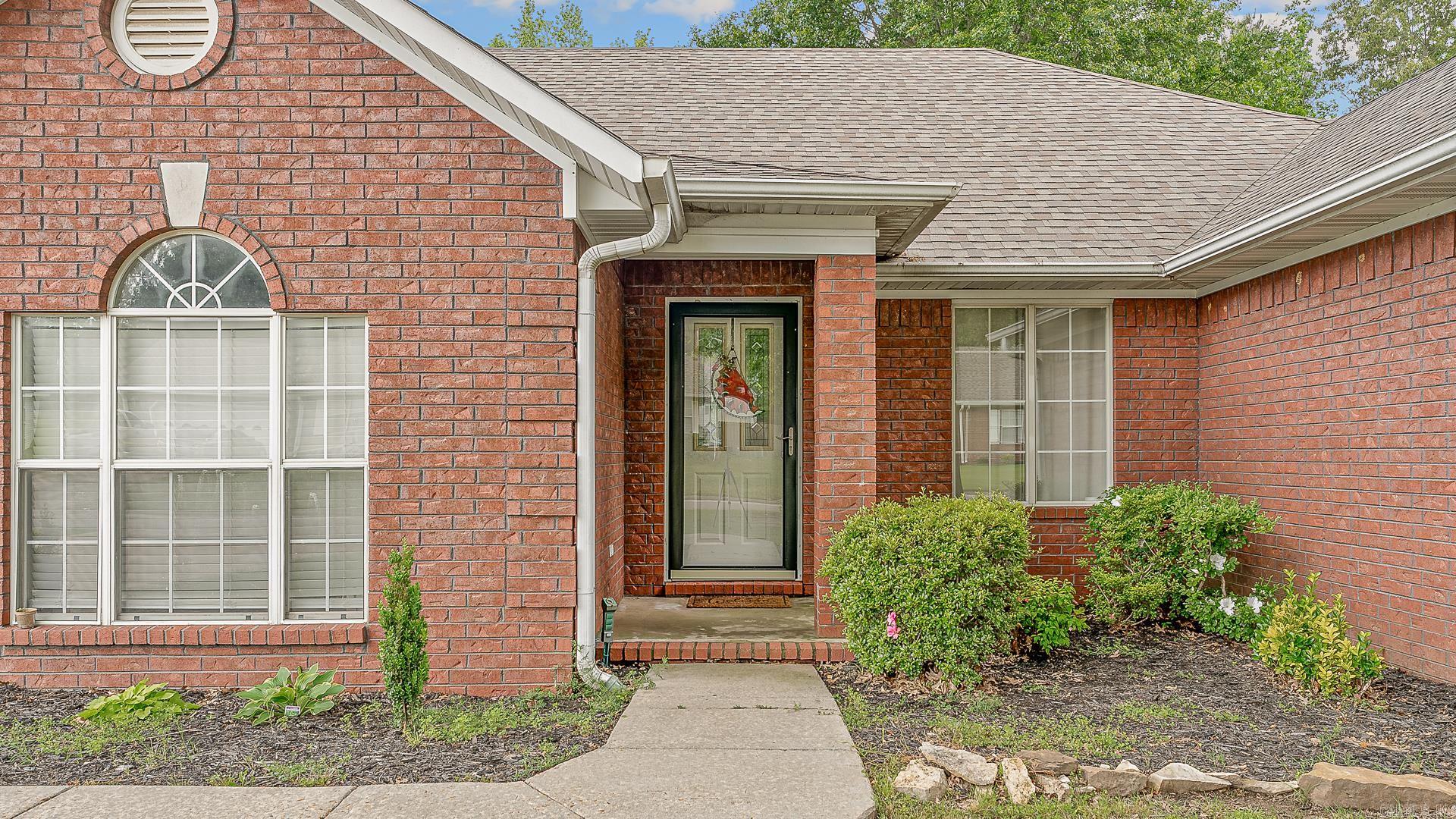 6902 Deerwood  Paragould, AR