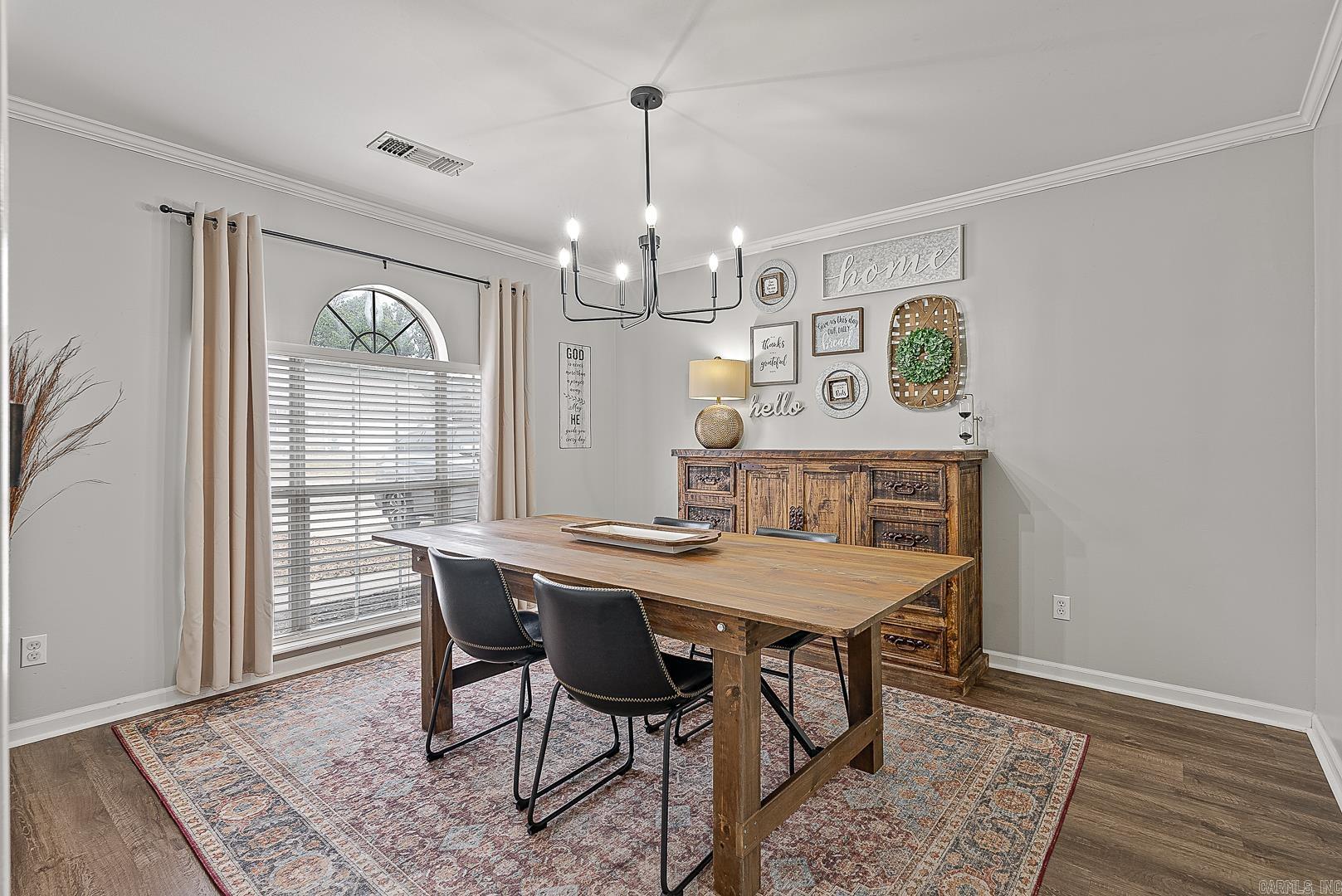 6902 Deerwood  Paragould, AR