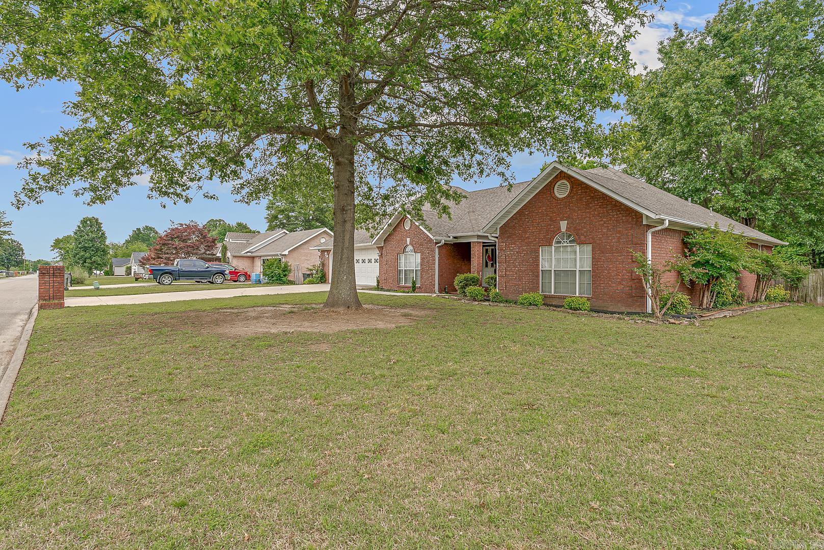 6902 Deerwood  Paragould, AR