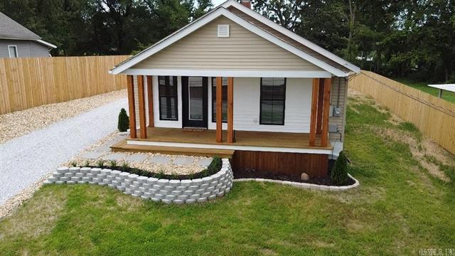 219 N Chestnut  Harrison, AR