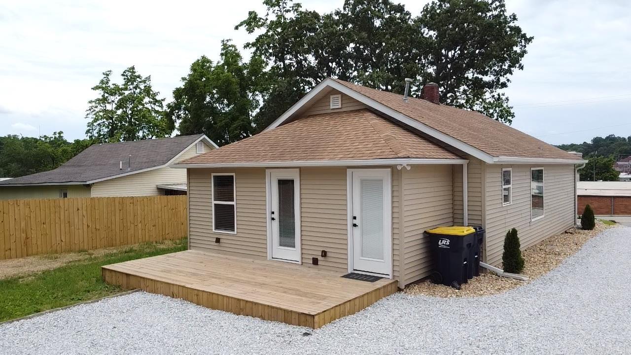 219 N Chestnut  Harrison, AR
