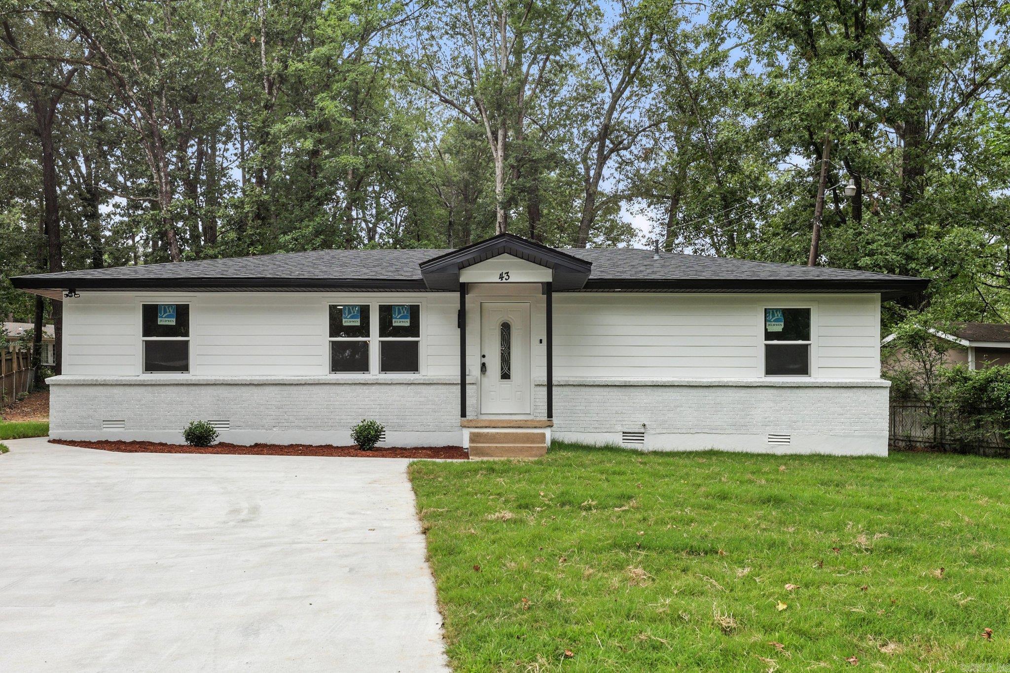 43 S Wakefield Drive  Little Rock, AR