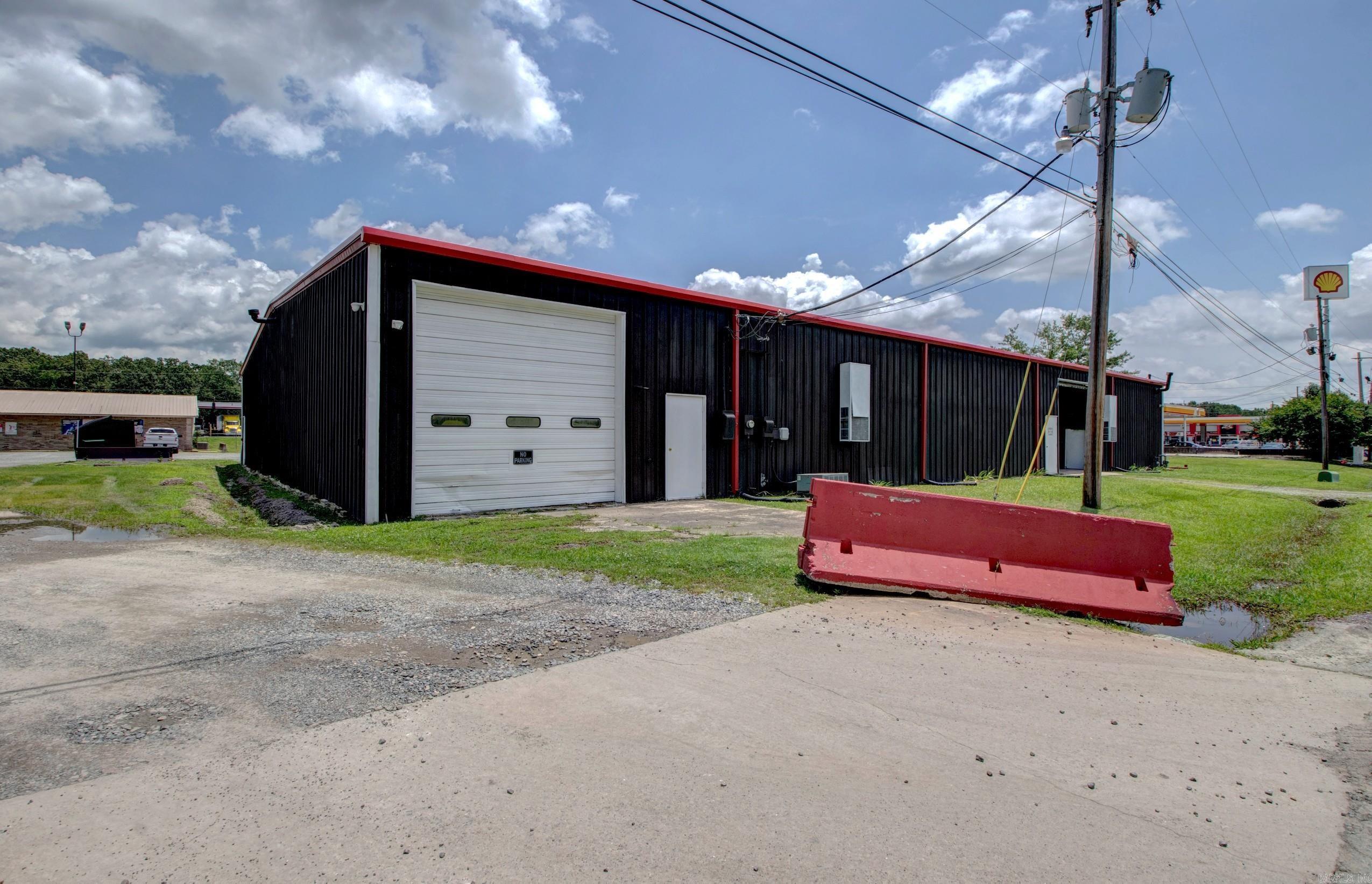 18815 MacArhur  North Little Rock, AR