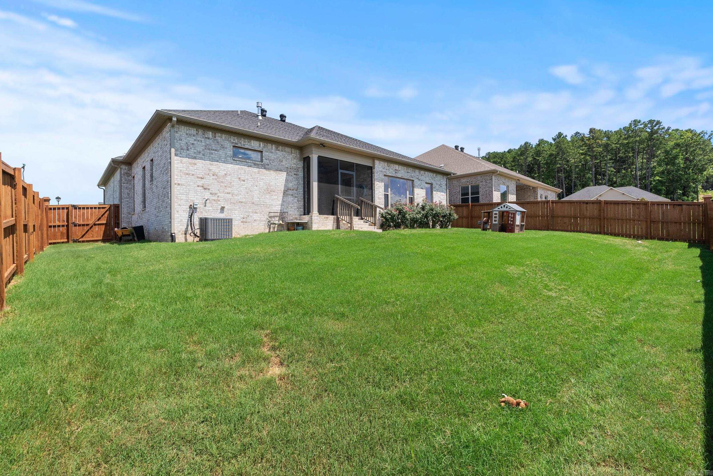 2690 Overcup Drive Conway, AR 72034