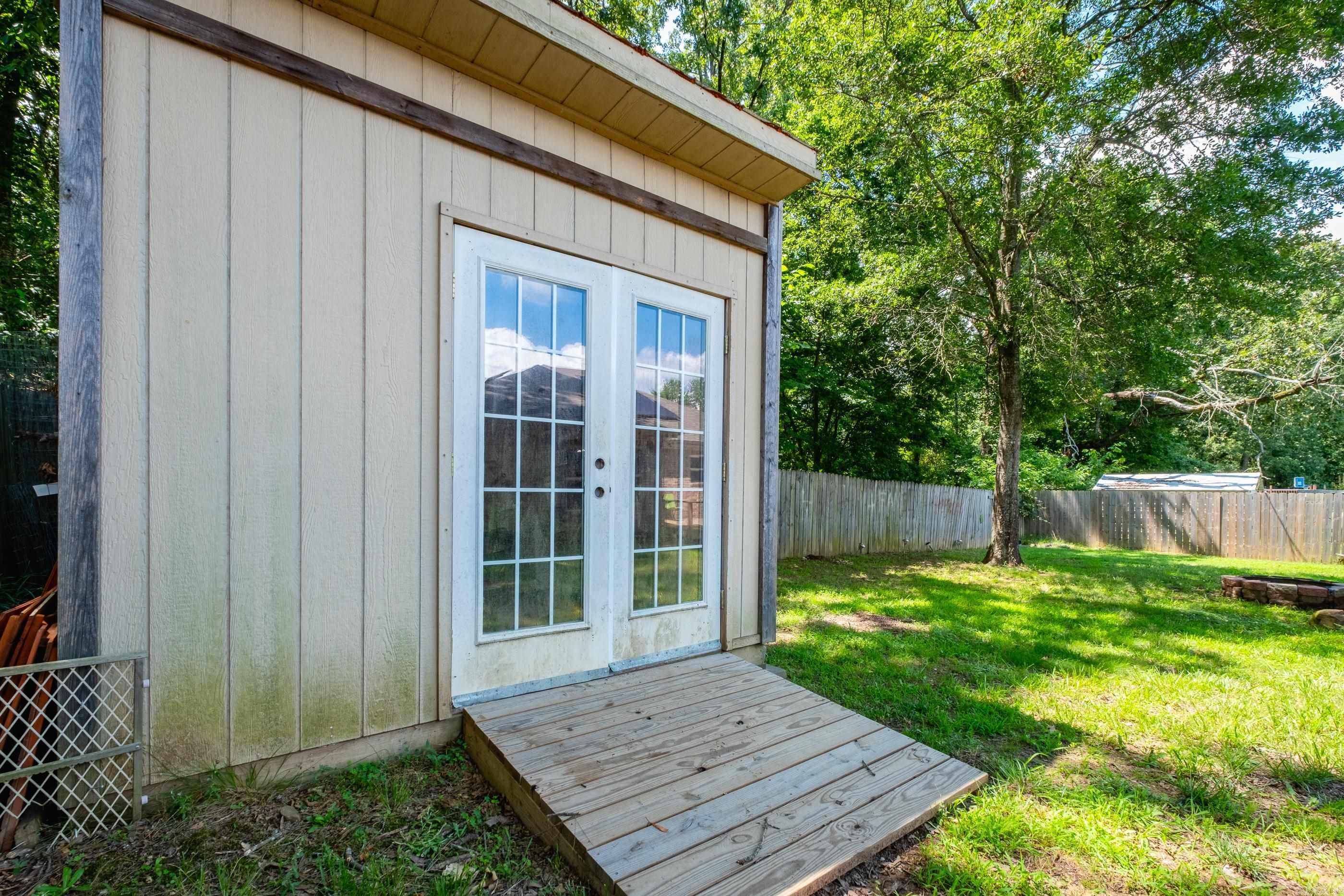 124 Cross Creek Drive  Austin, AR