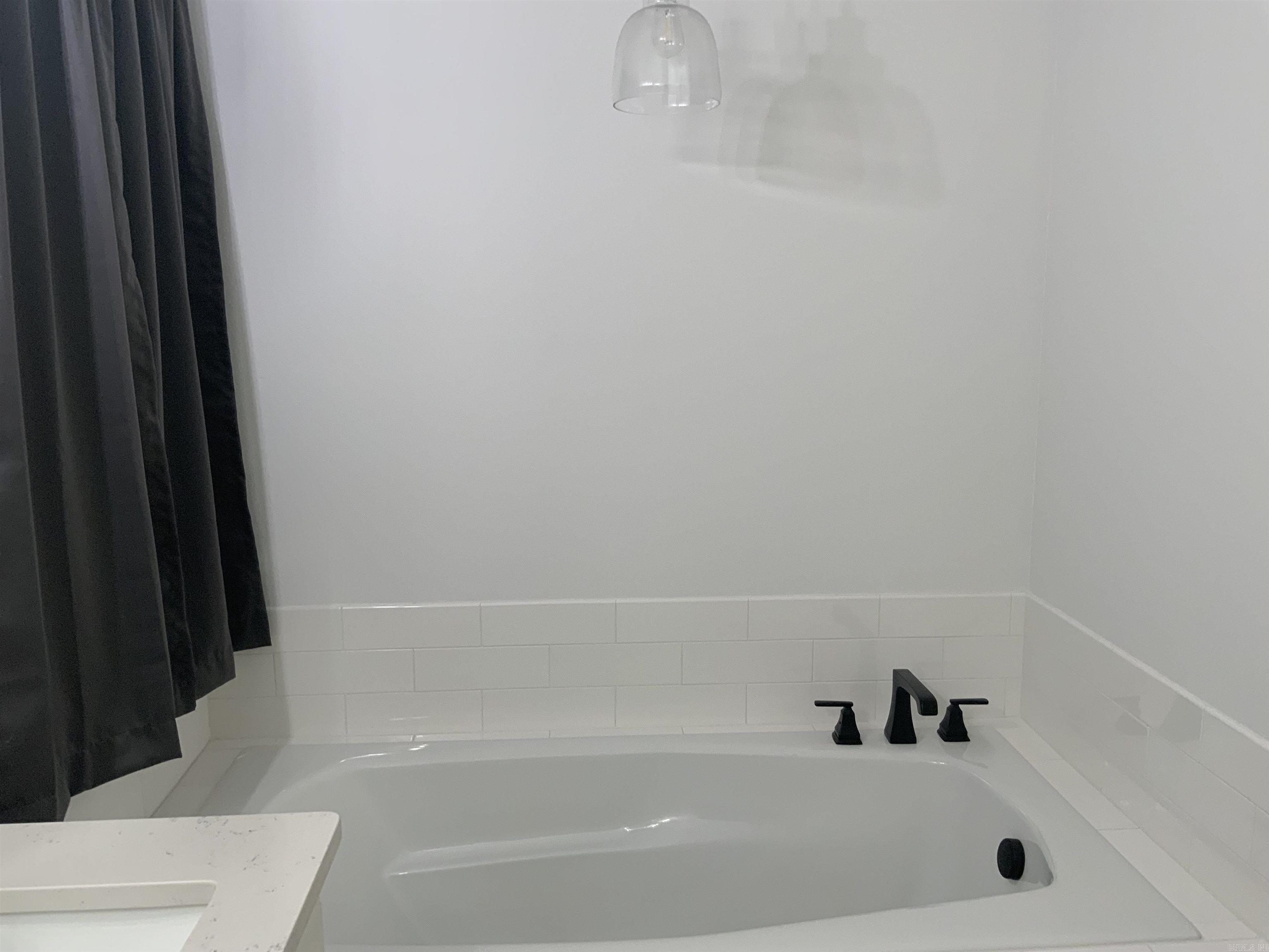 2422 Meadow Pond  White Hall, AR