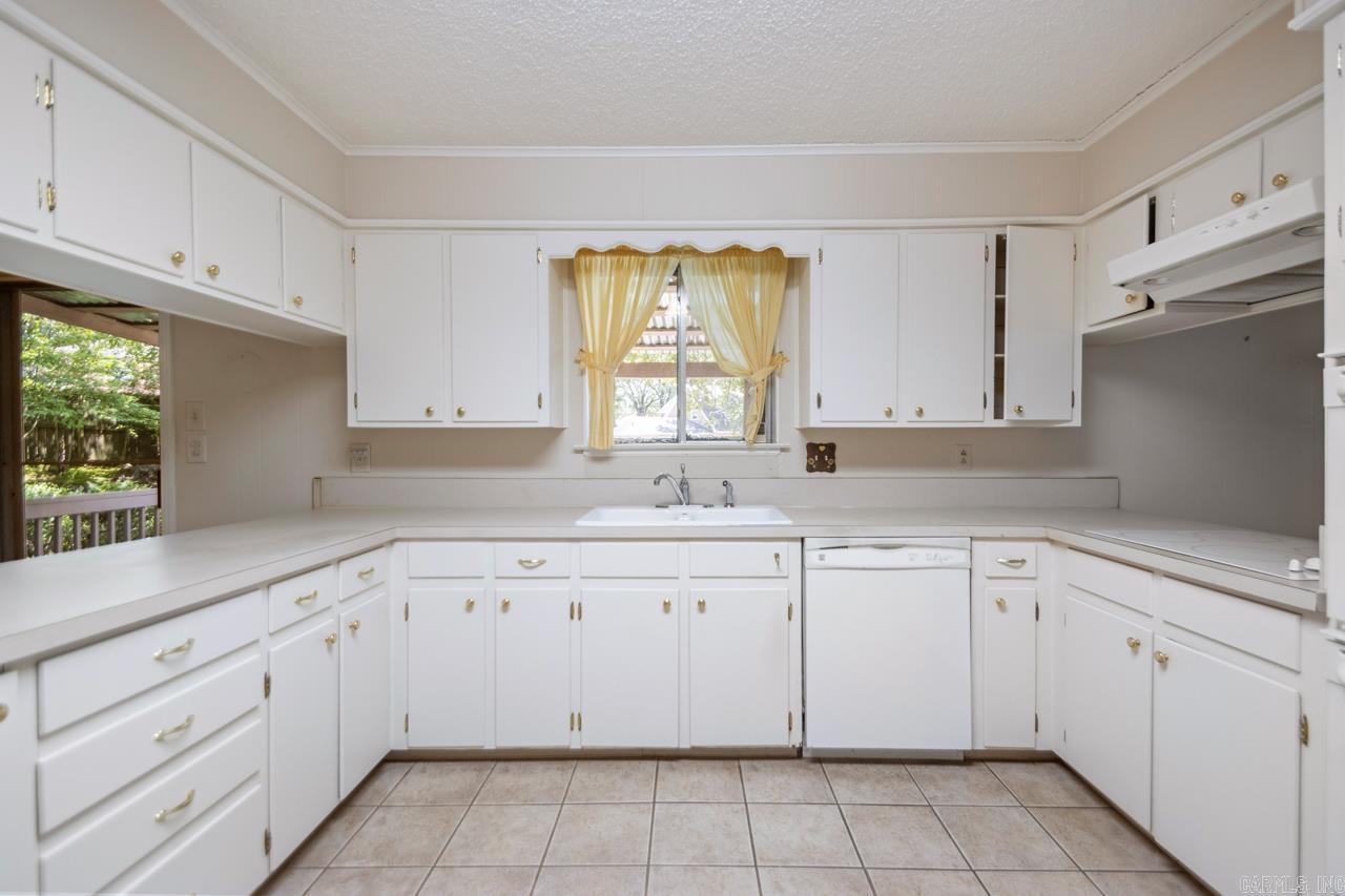 3324 North Hills  North Little Rock, AR