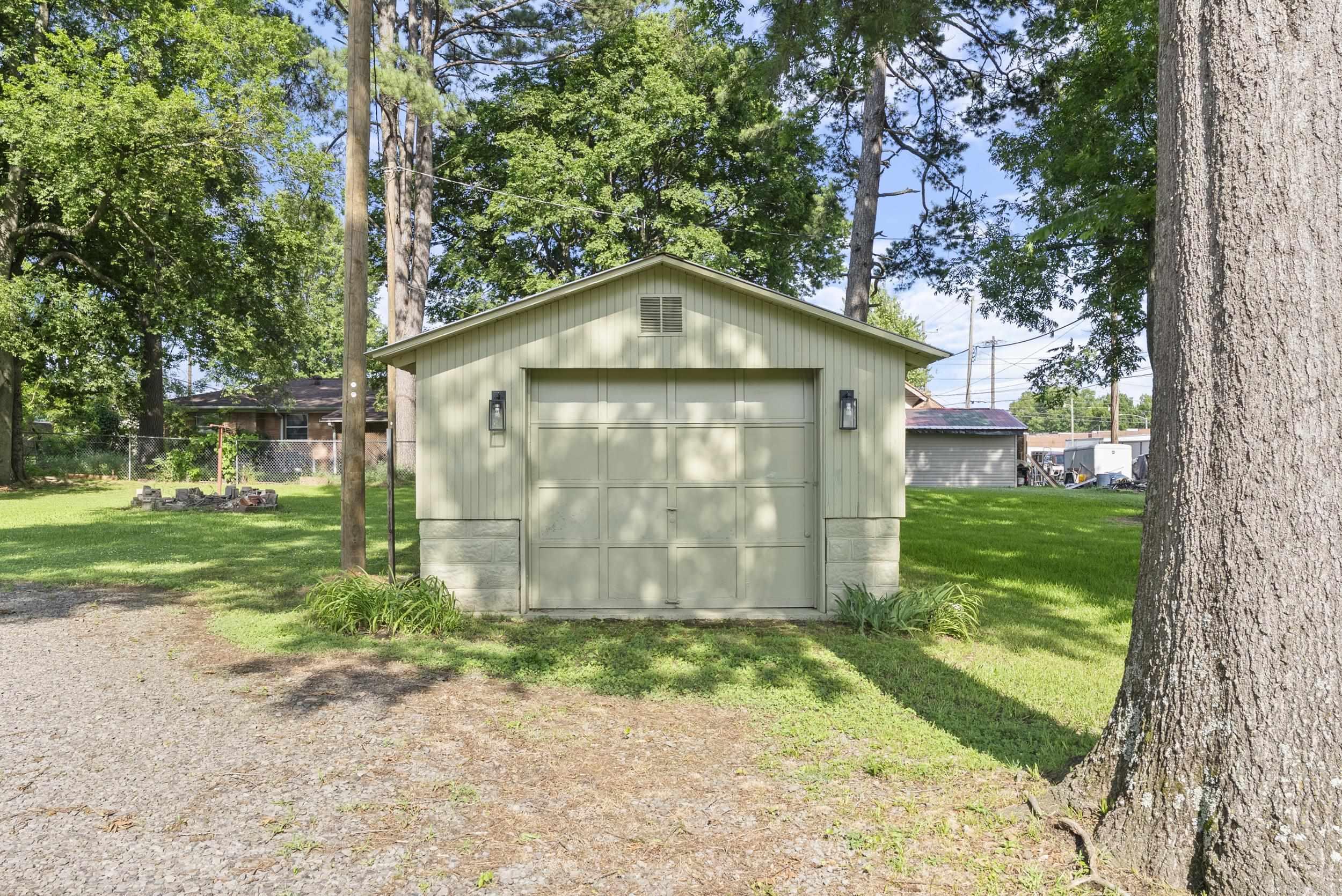 110 N West  Morrilton, AR