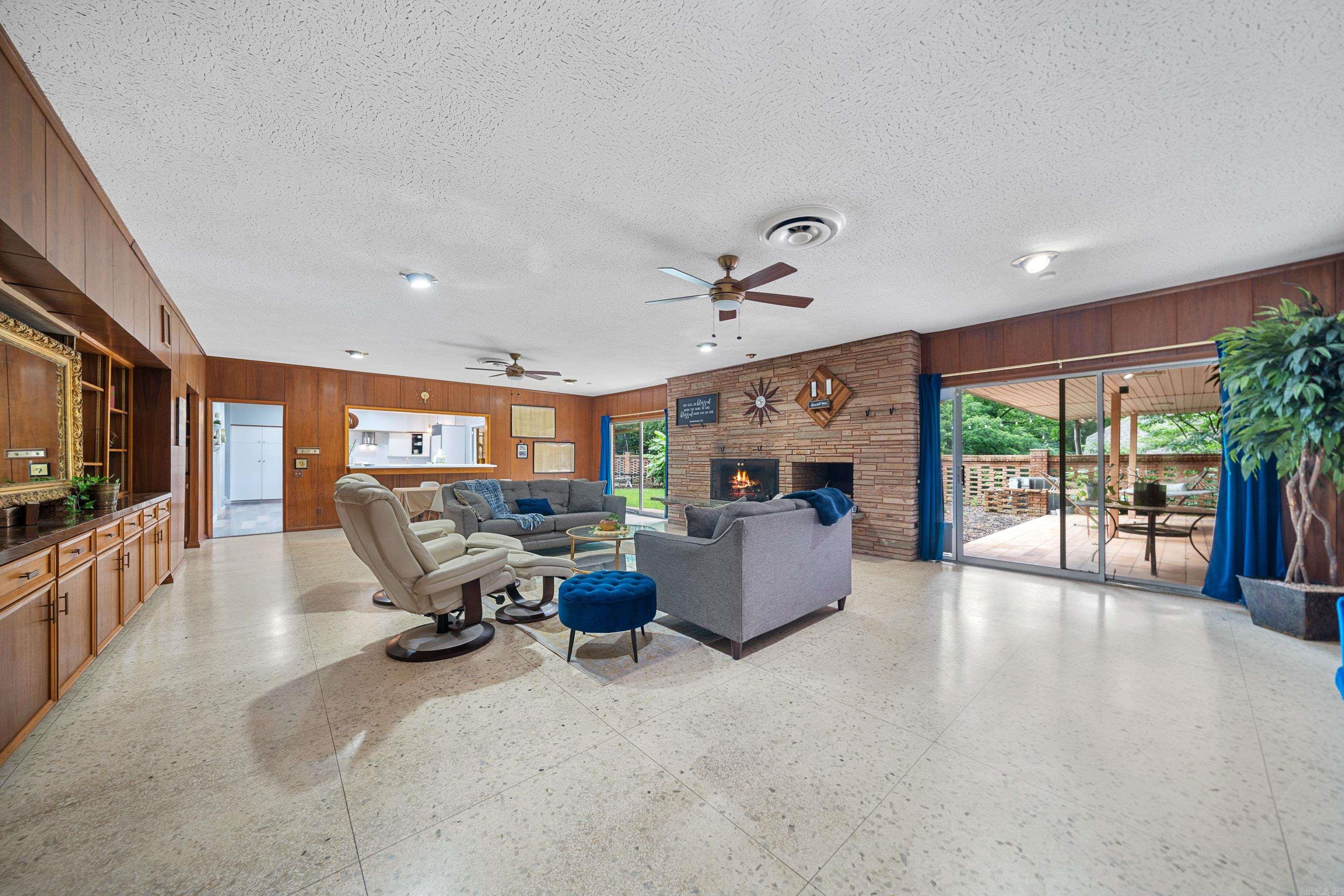 911 Prospect  Hot Springs, AR