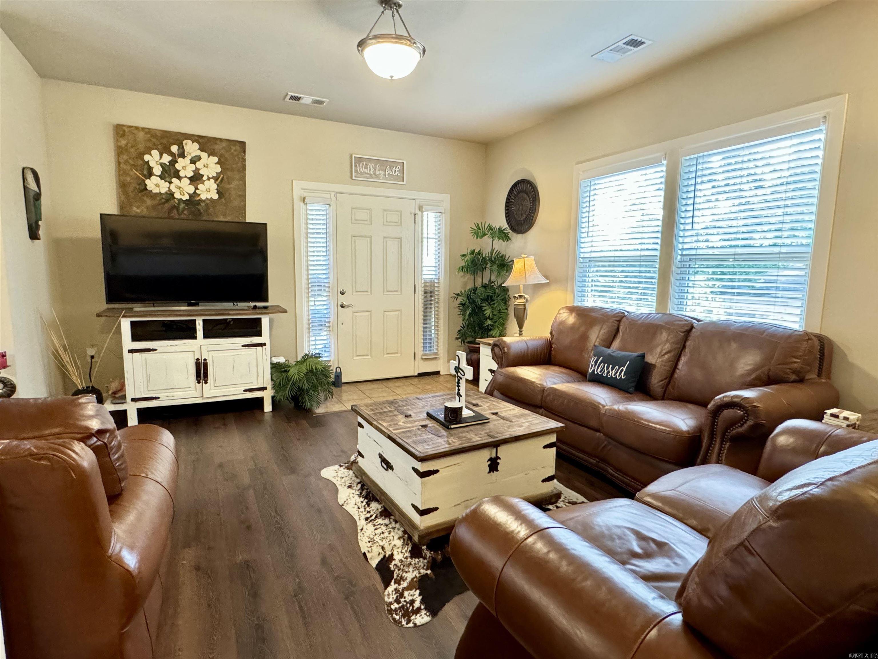 1500 Valmar St  Little Rock, AR