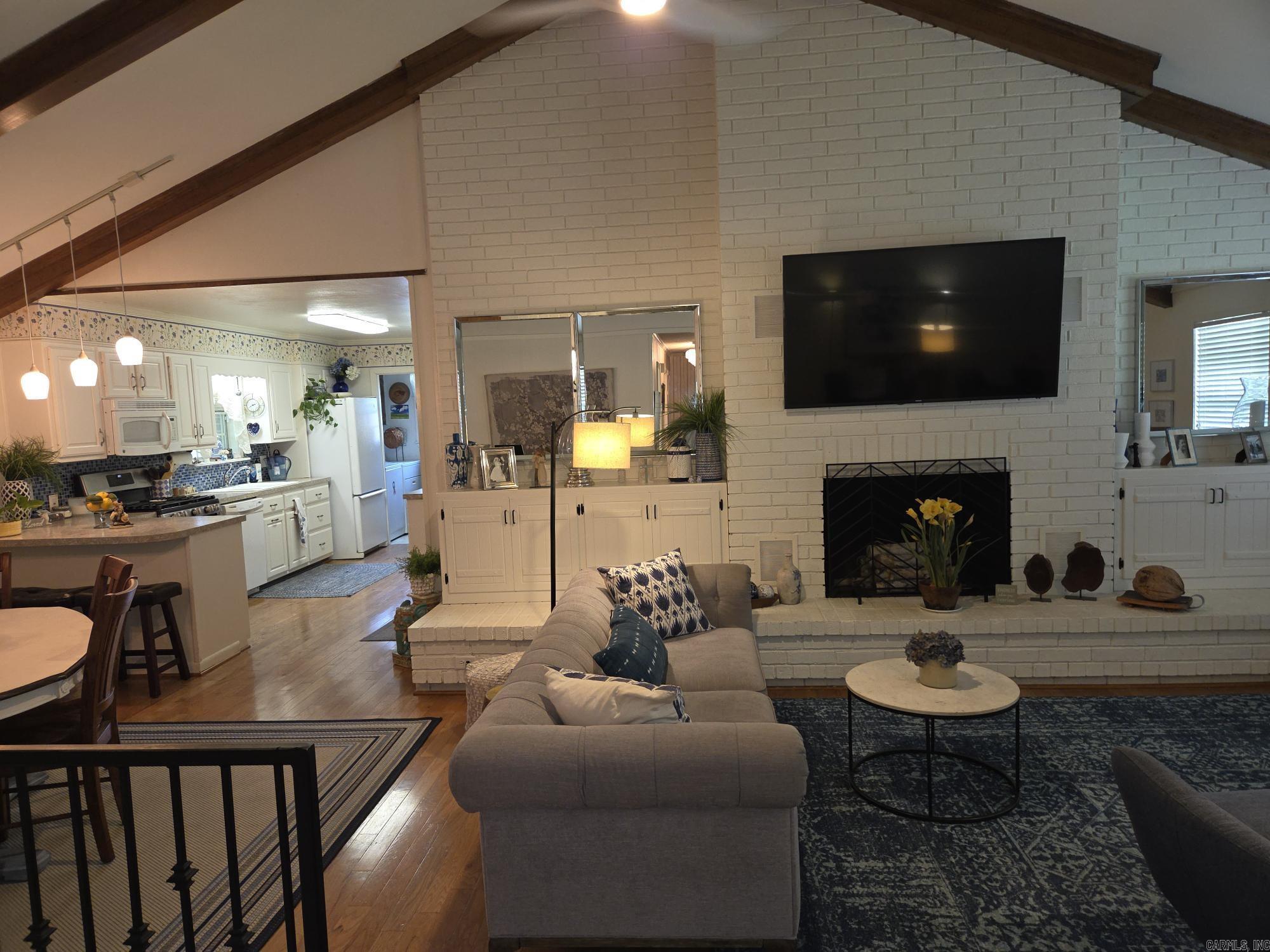 715 N Spruce  Searcy, AR