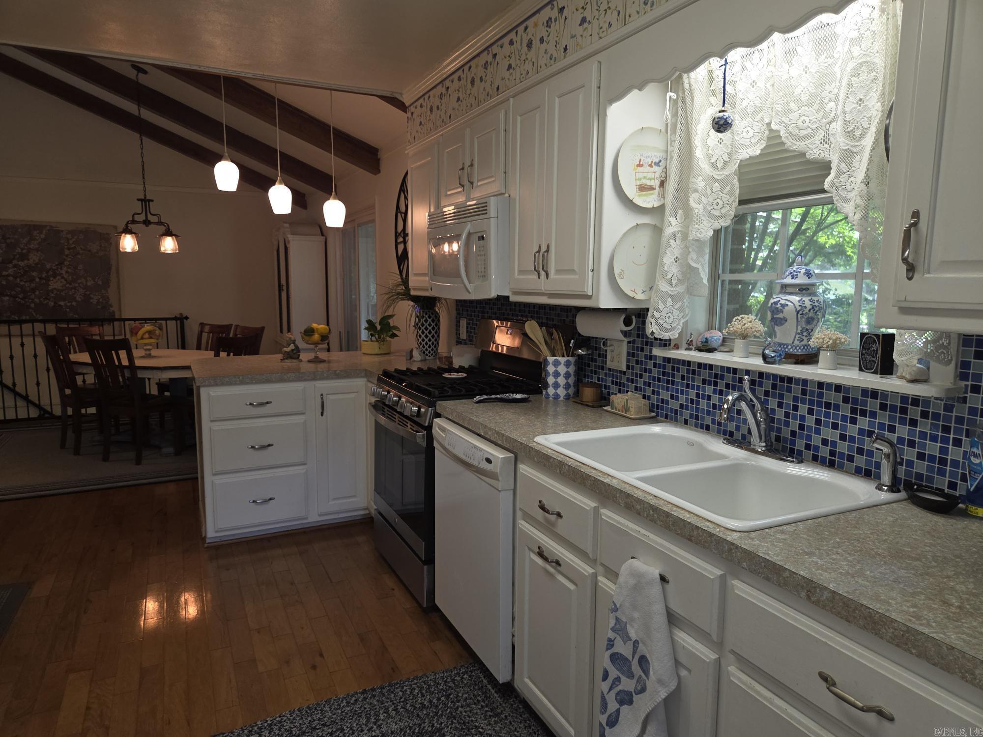 715 N Spruce  Searcy, AR