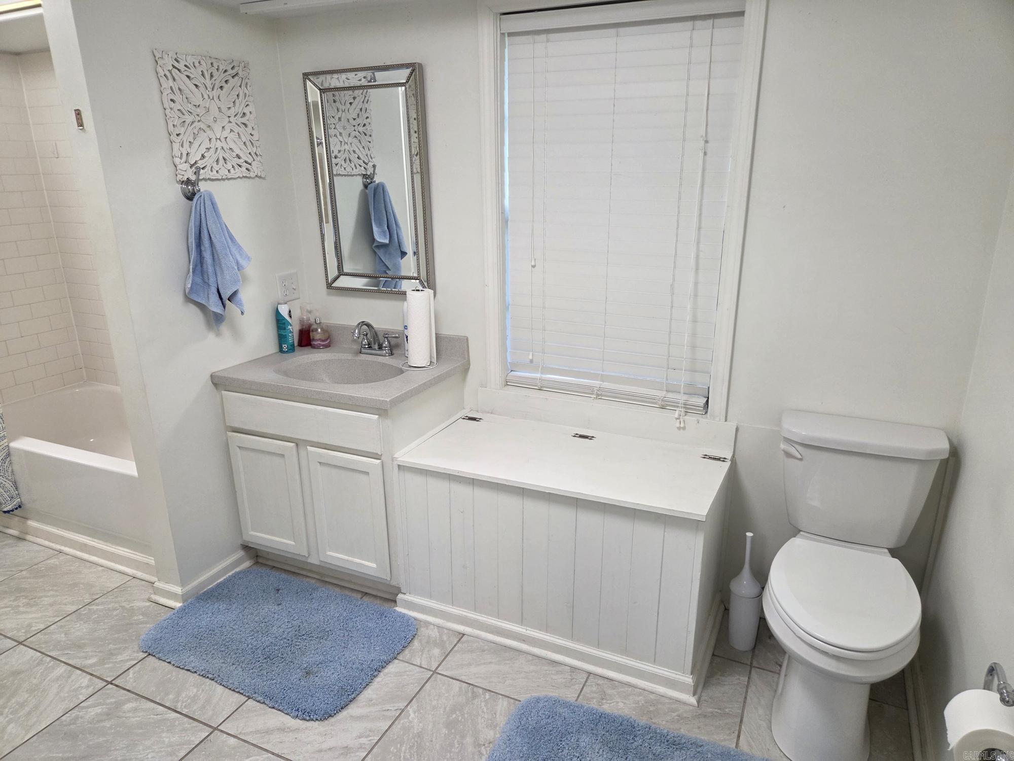 715 N Spruce  Searcy, AR