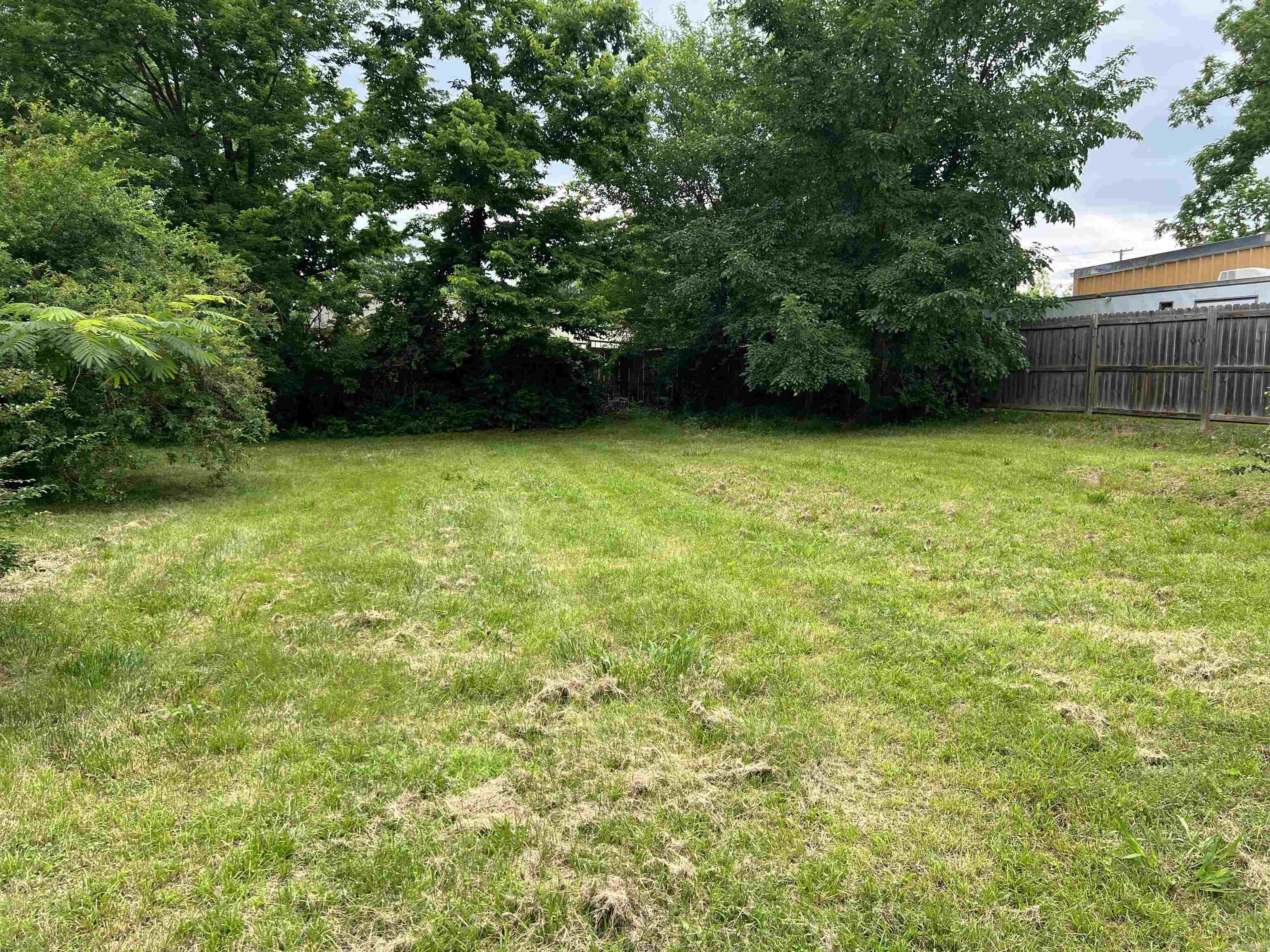 418 N Robinson  Harrison, AR