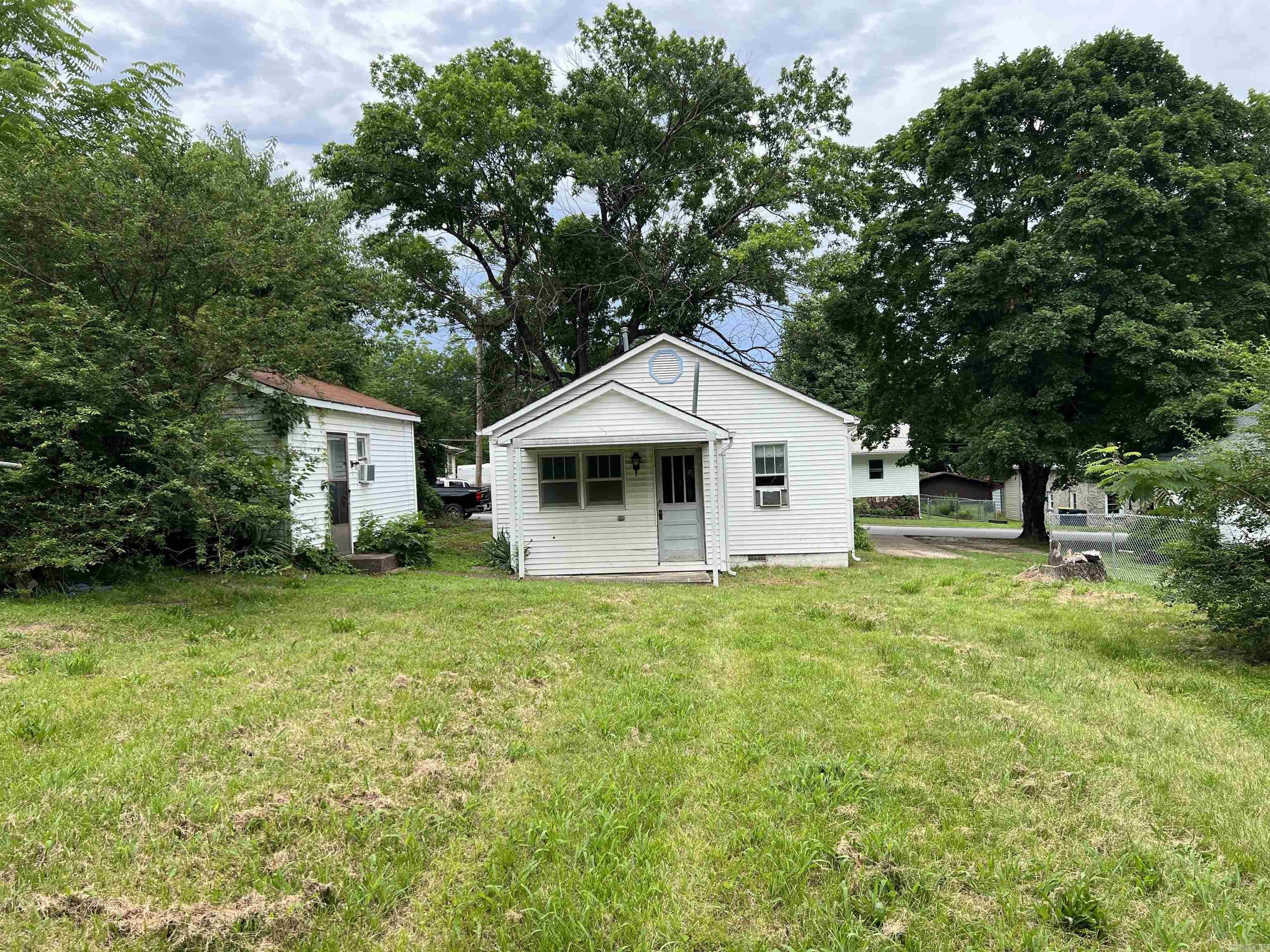 418 N Robinson  Harrison, AR