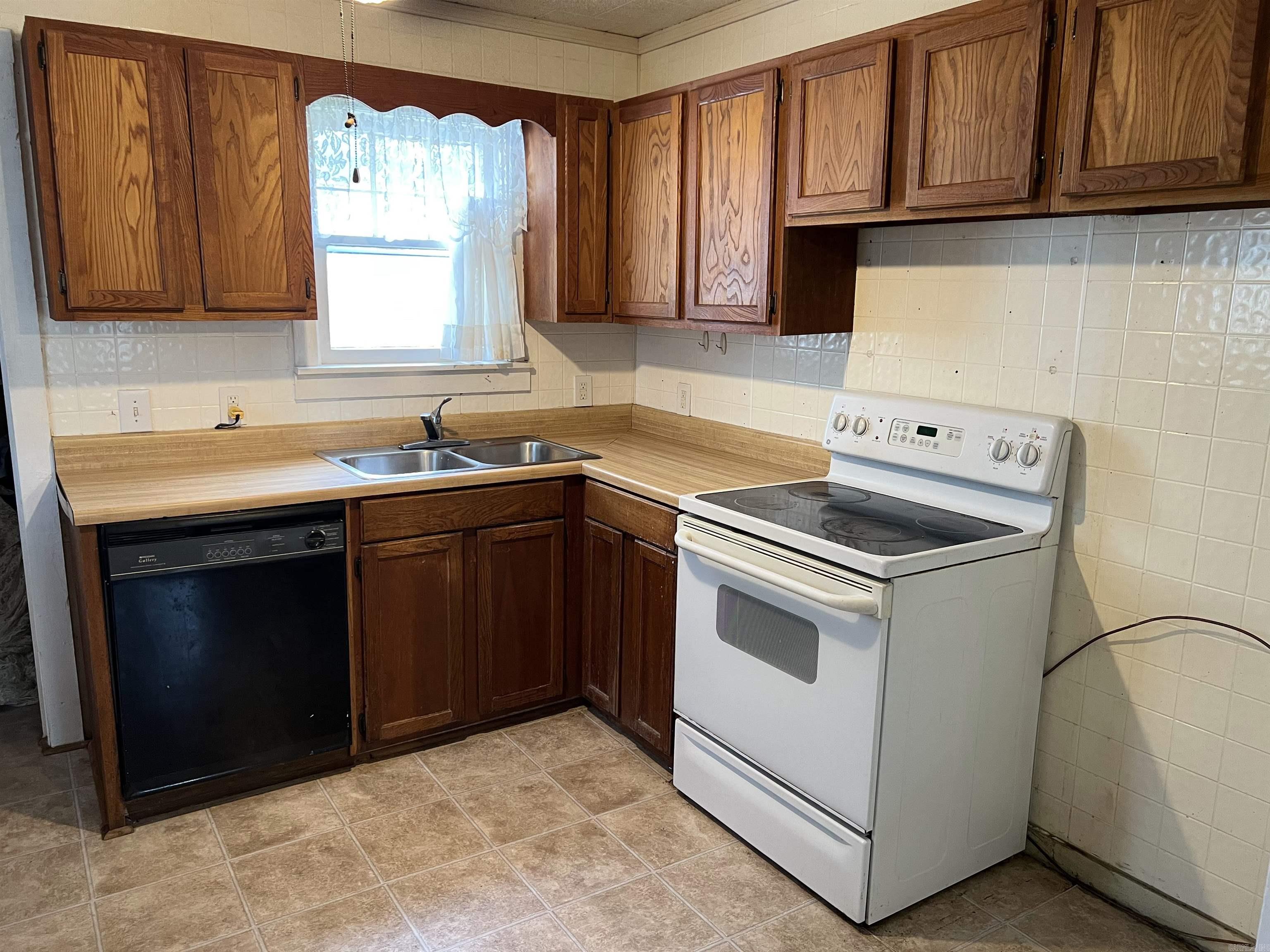 418 N Robinson  Harrison, AR