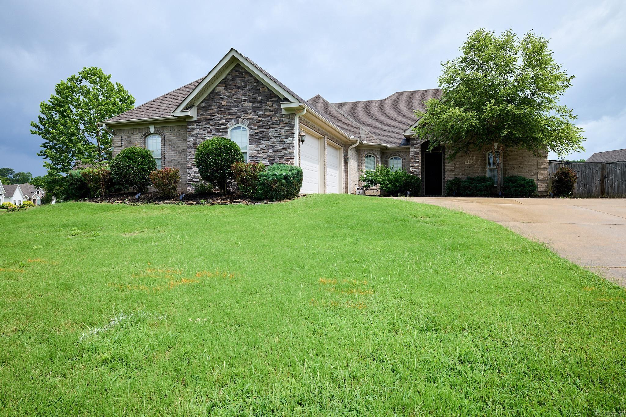 6098 PIERCE MANSE LOOP  Benton, AR