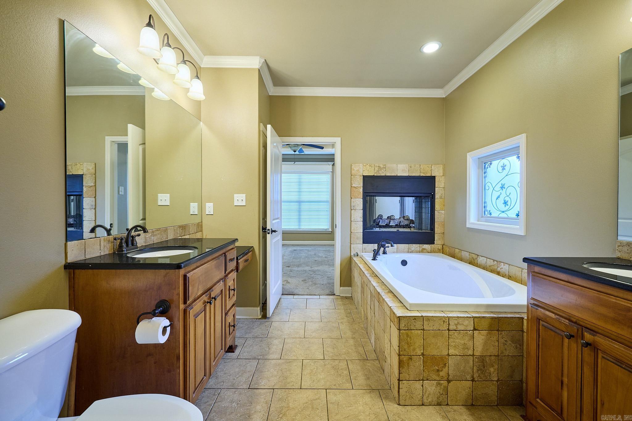 6098 PIERCE MANSE LOOP  Benton, AR