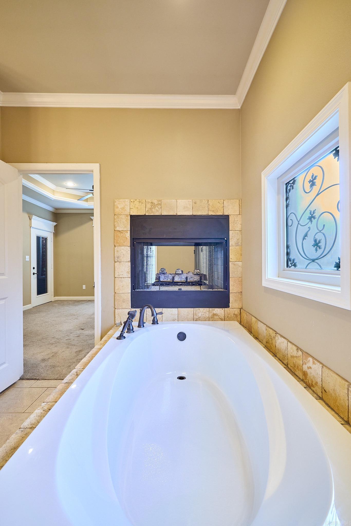 6098 PIERCE MANSE LOOP  Benton, AR