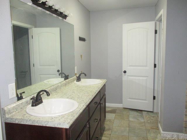 5009 S 27th Street  Paragould, AR