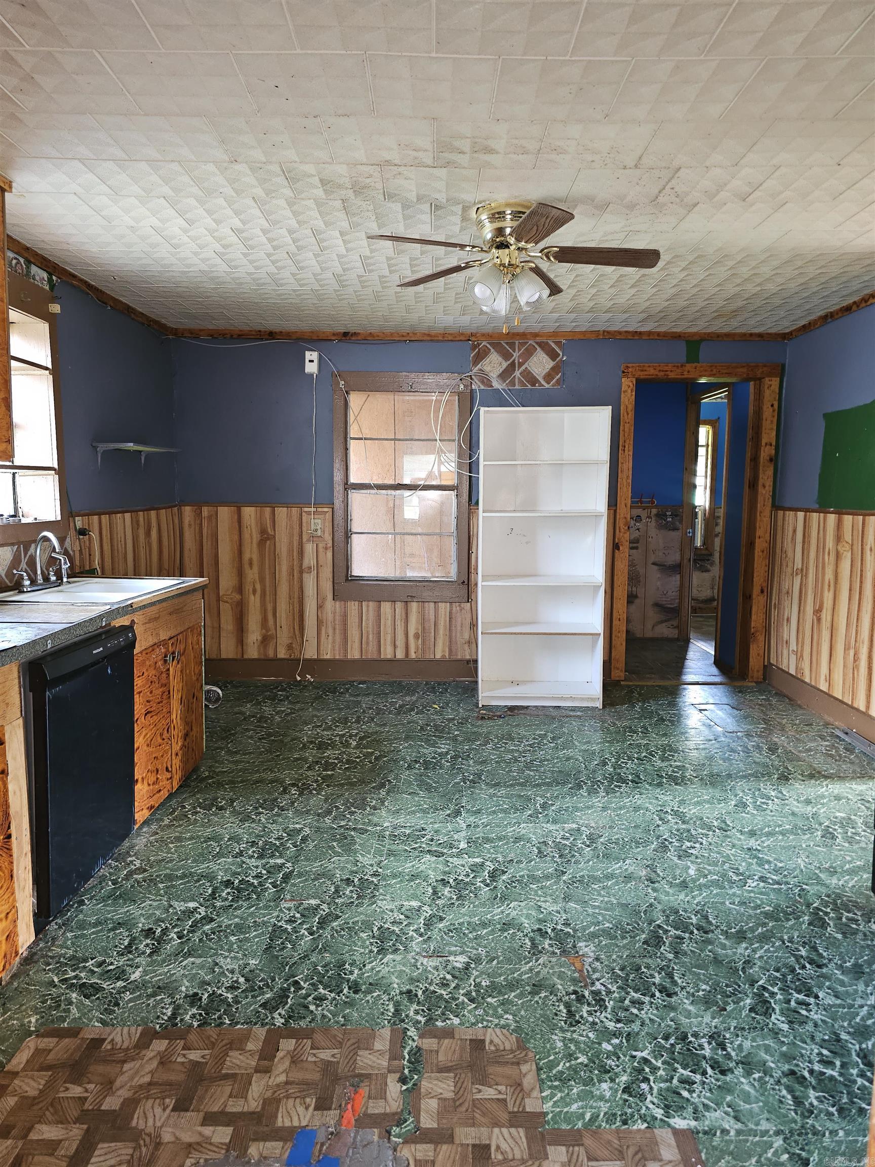 801 Deridder  Mena, AR