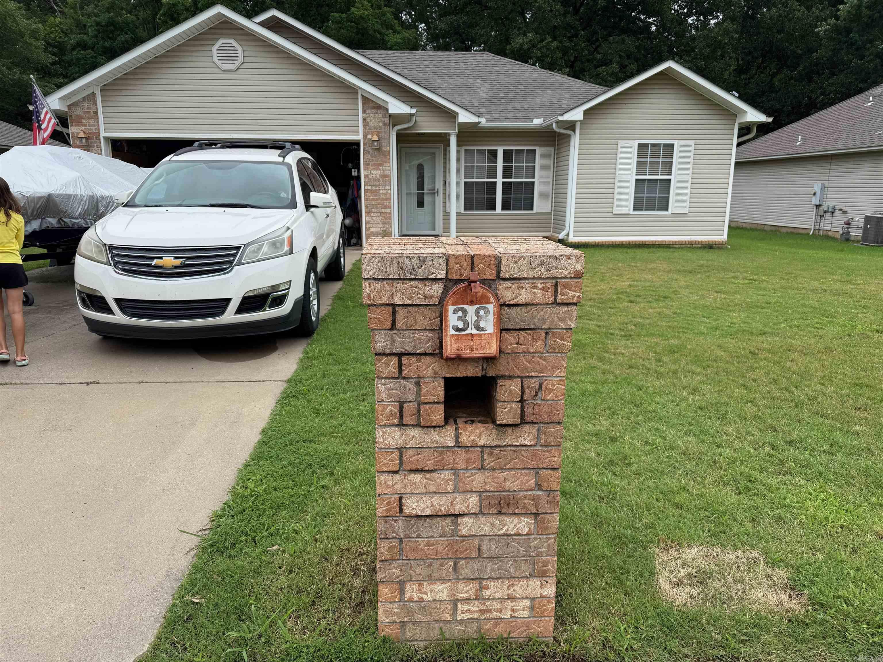 38 Weatherwood  Ward, AR