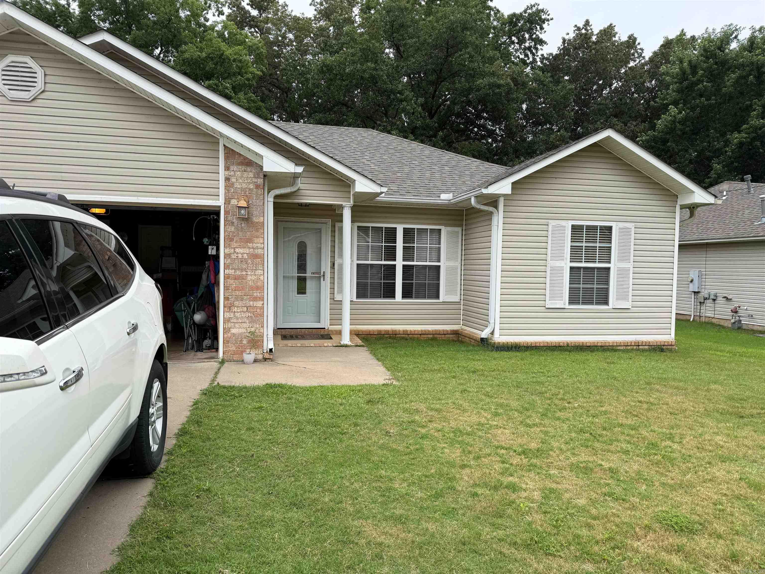 38 Weatherwood  Ward, AR