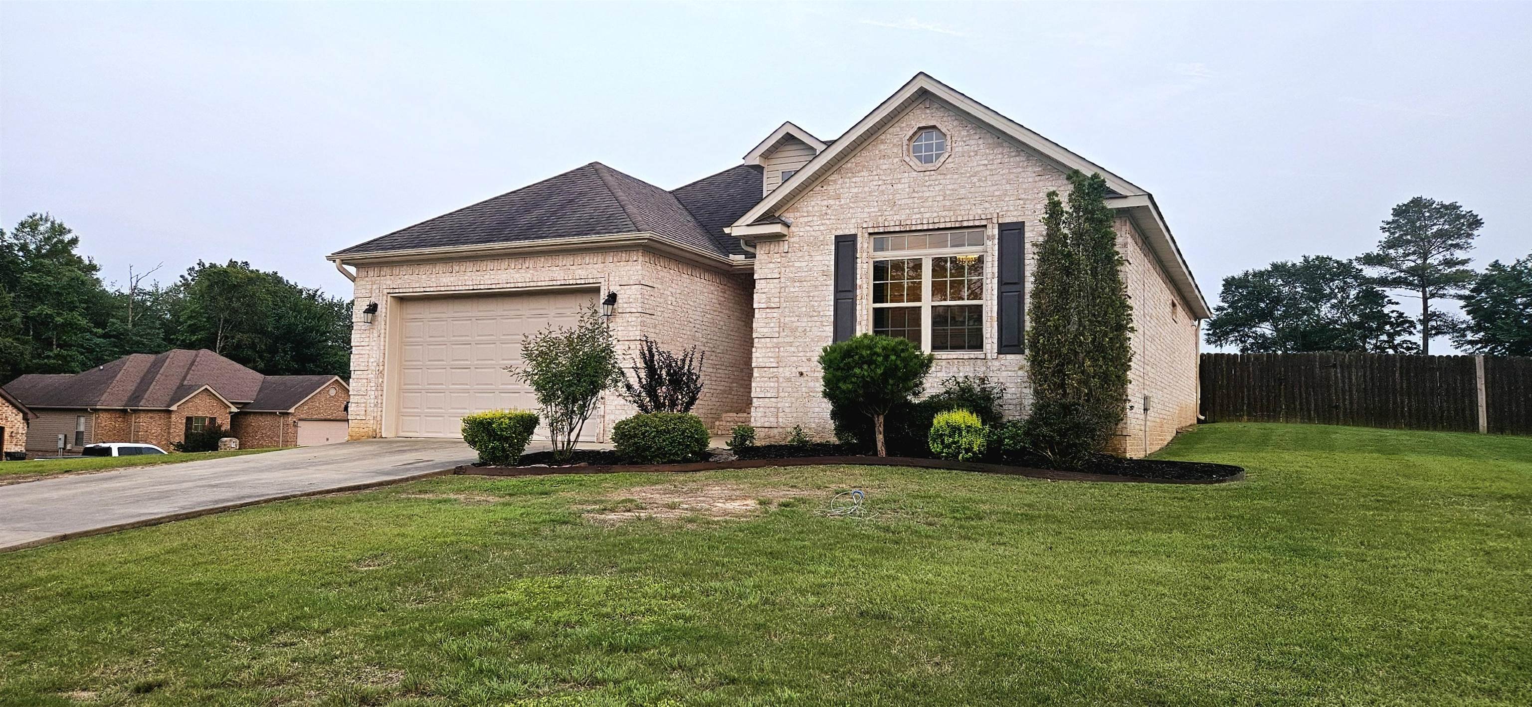 795 S Hill Dr  Jonesboro, AR