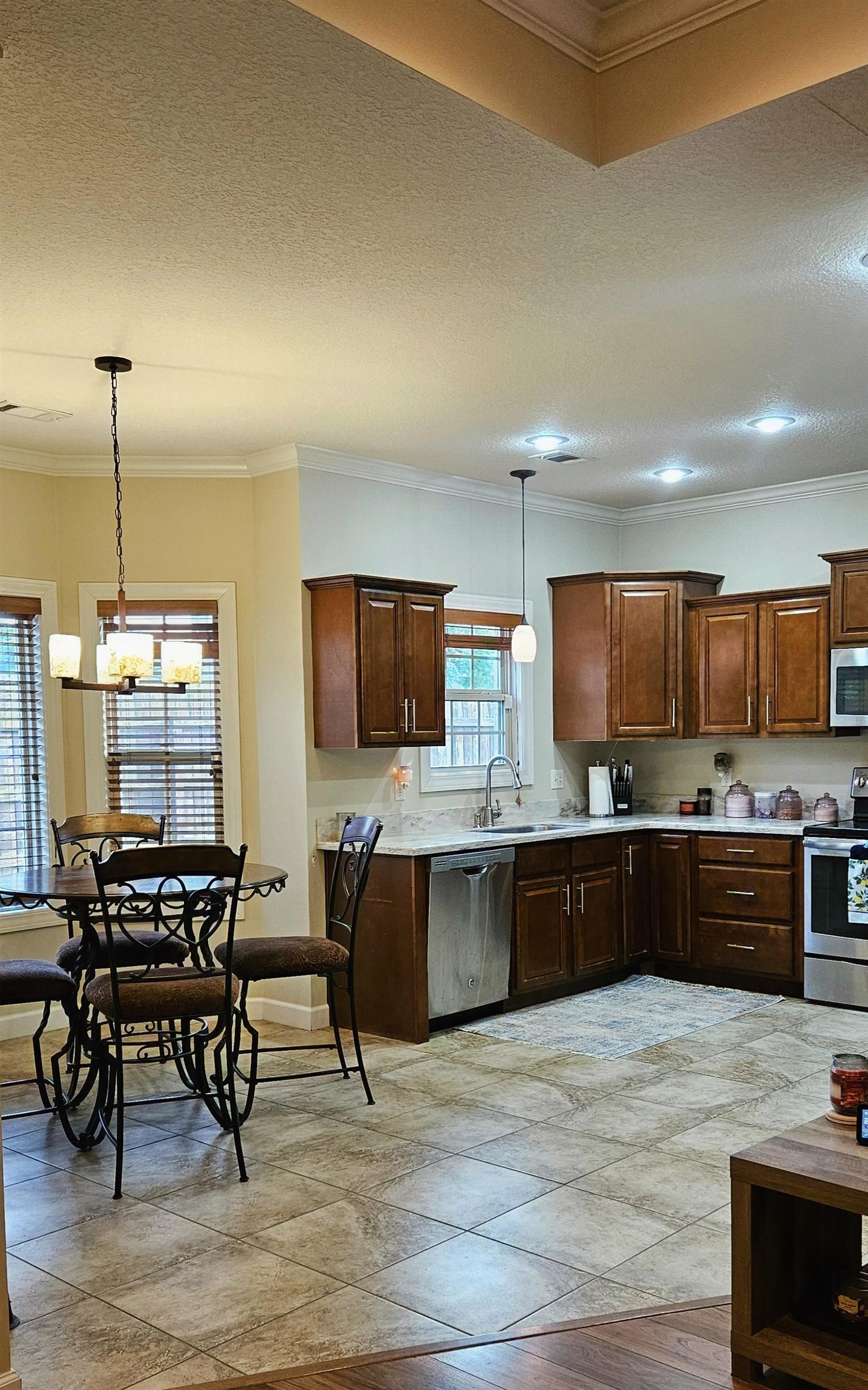 795 S Hill Dr  Jonesboro, AR