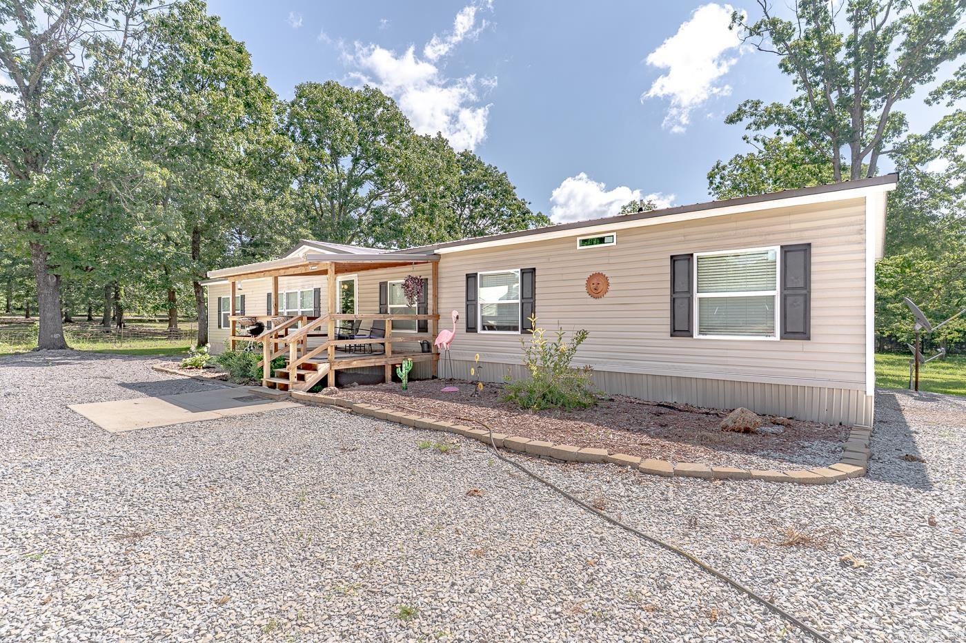 284 sycamore  Salem, AR