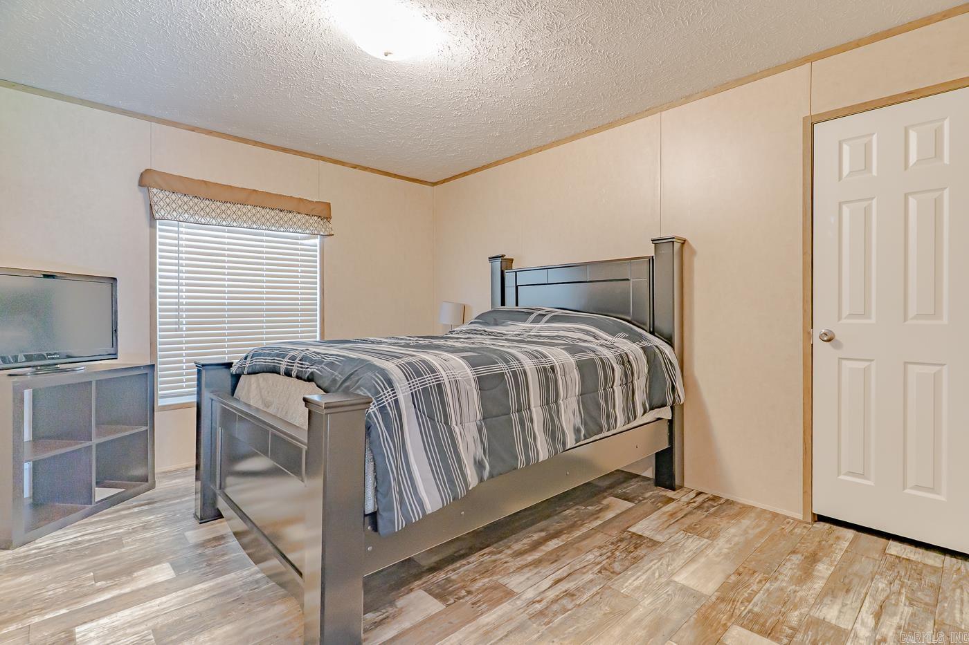284 sycamore  Salem, AR
