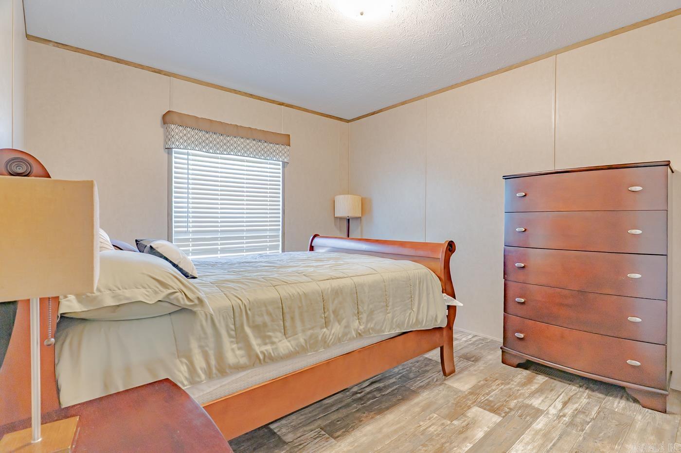 284 sycamore  Salem, AR
