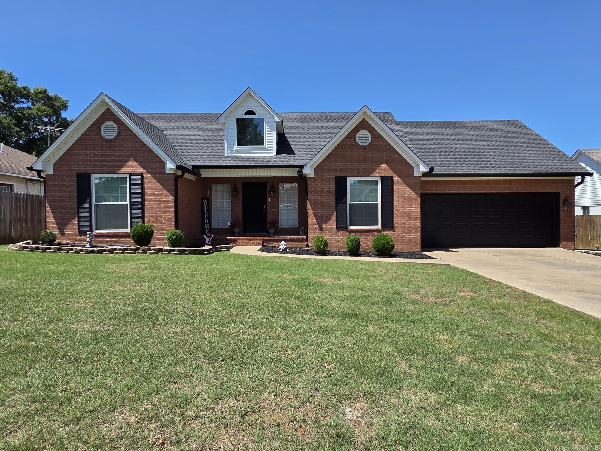 1209 Rehoboth  Searcy, AR