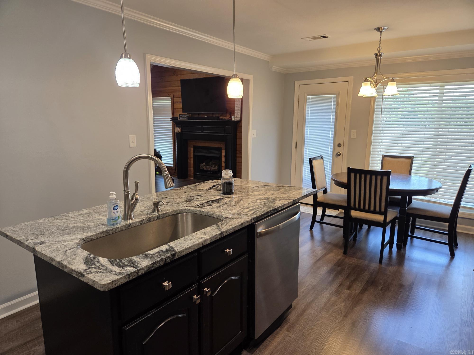 1209 Rehoboth  Searcy, AR