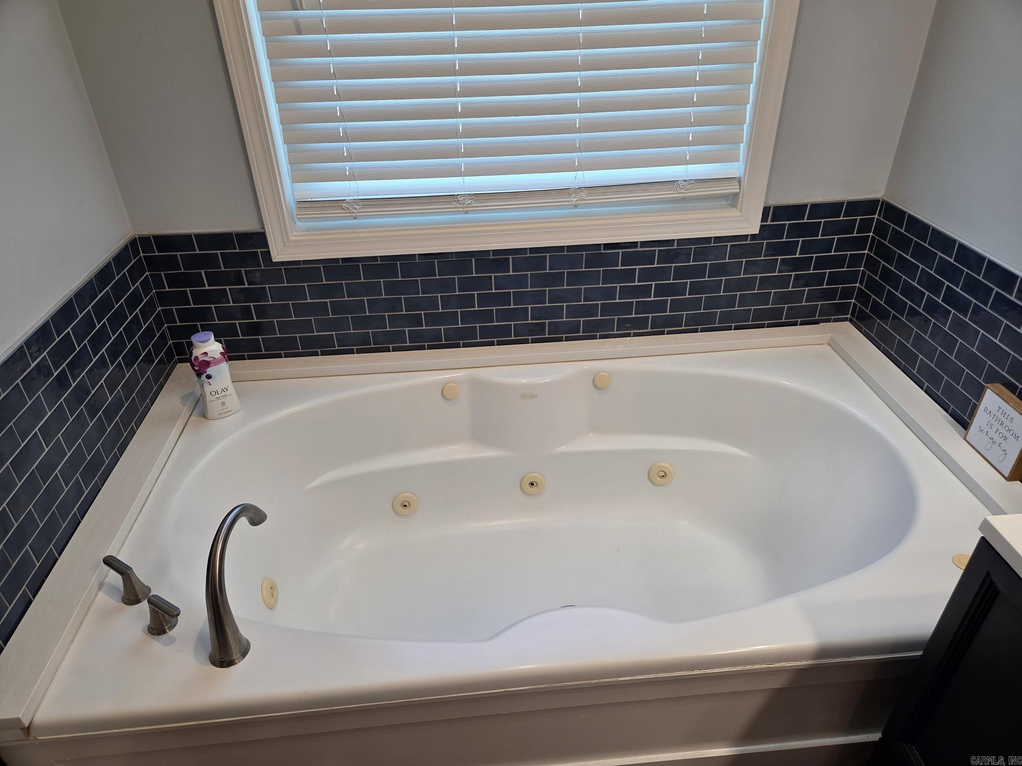 1209 Rehoboth  Searcy, AR
