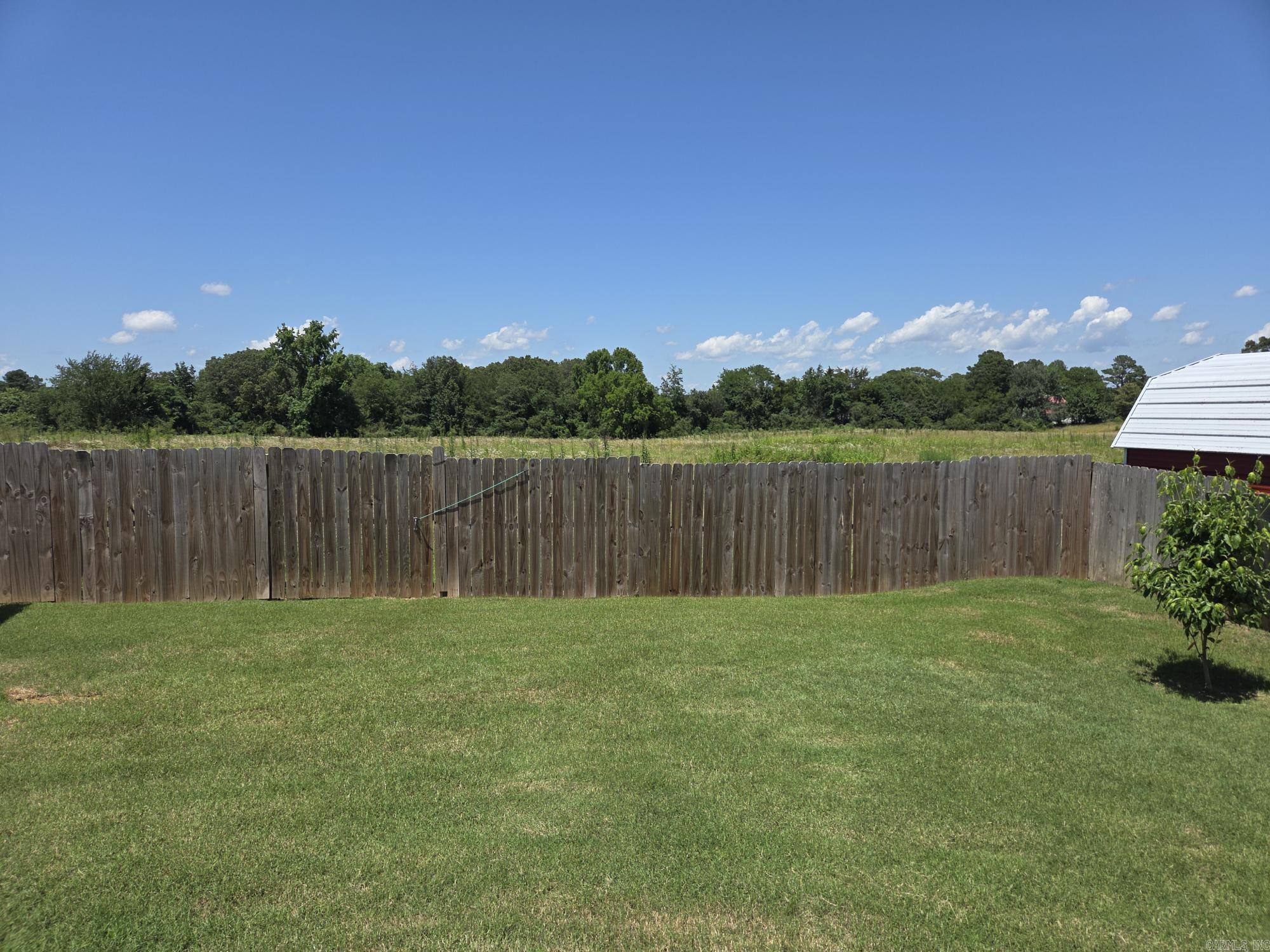 1209 Rehoboth  Searcy, AR