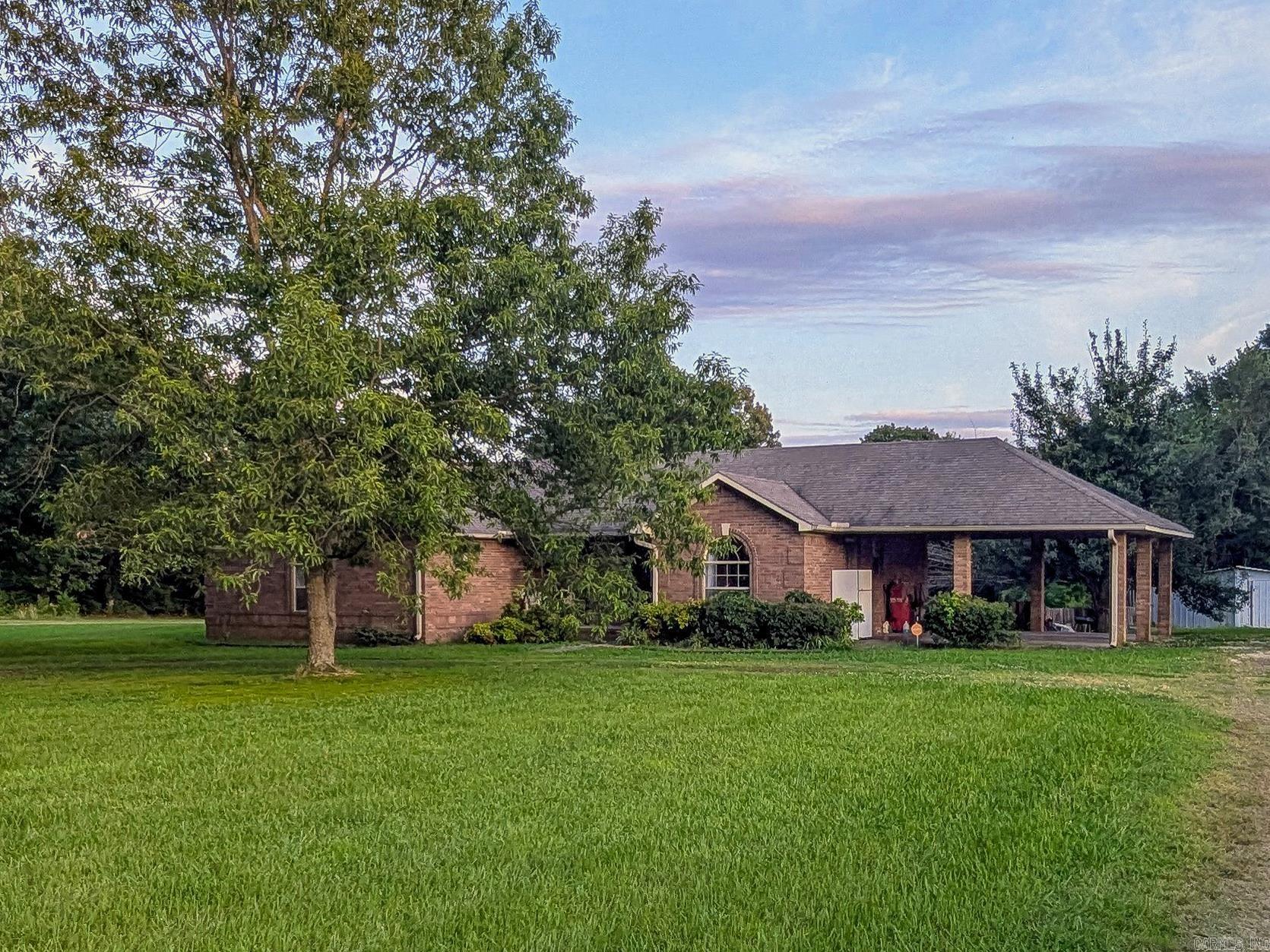 1038 Velvet Ridge  Bradford, AR